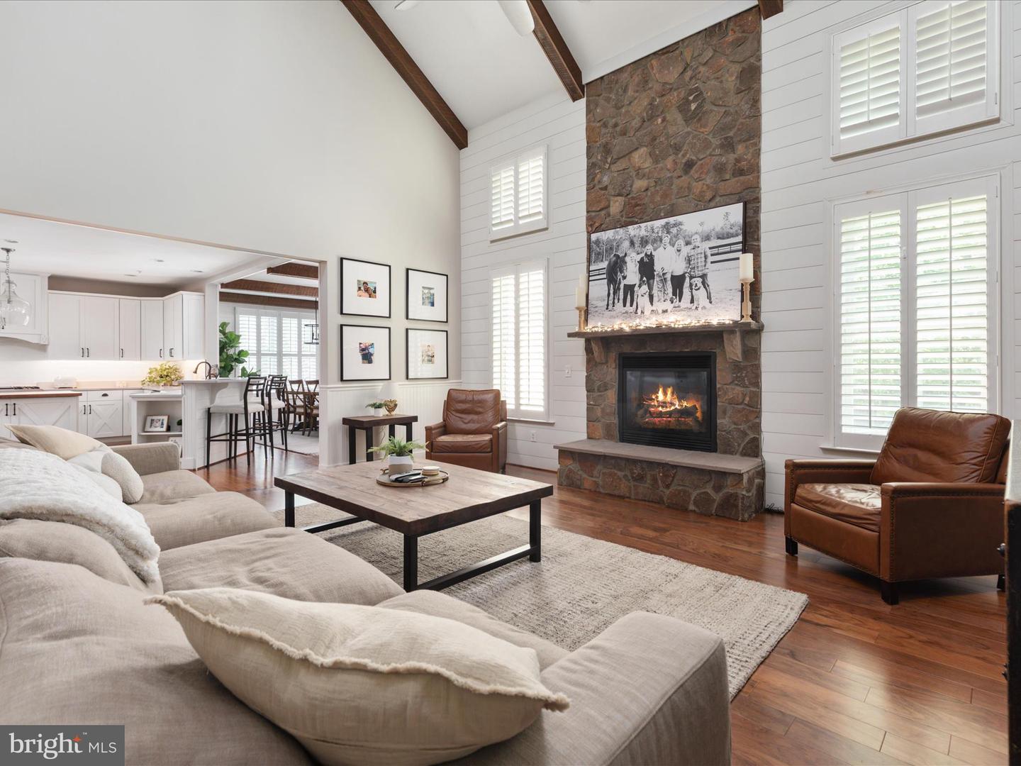 14475 Bluff Point Ct
