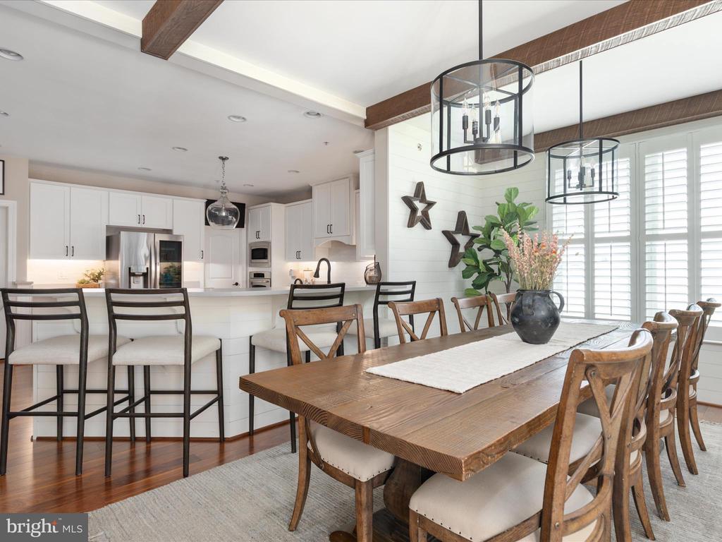 14475 Bluff Point Ct