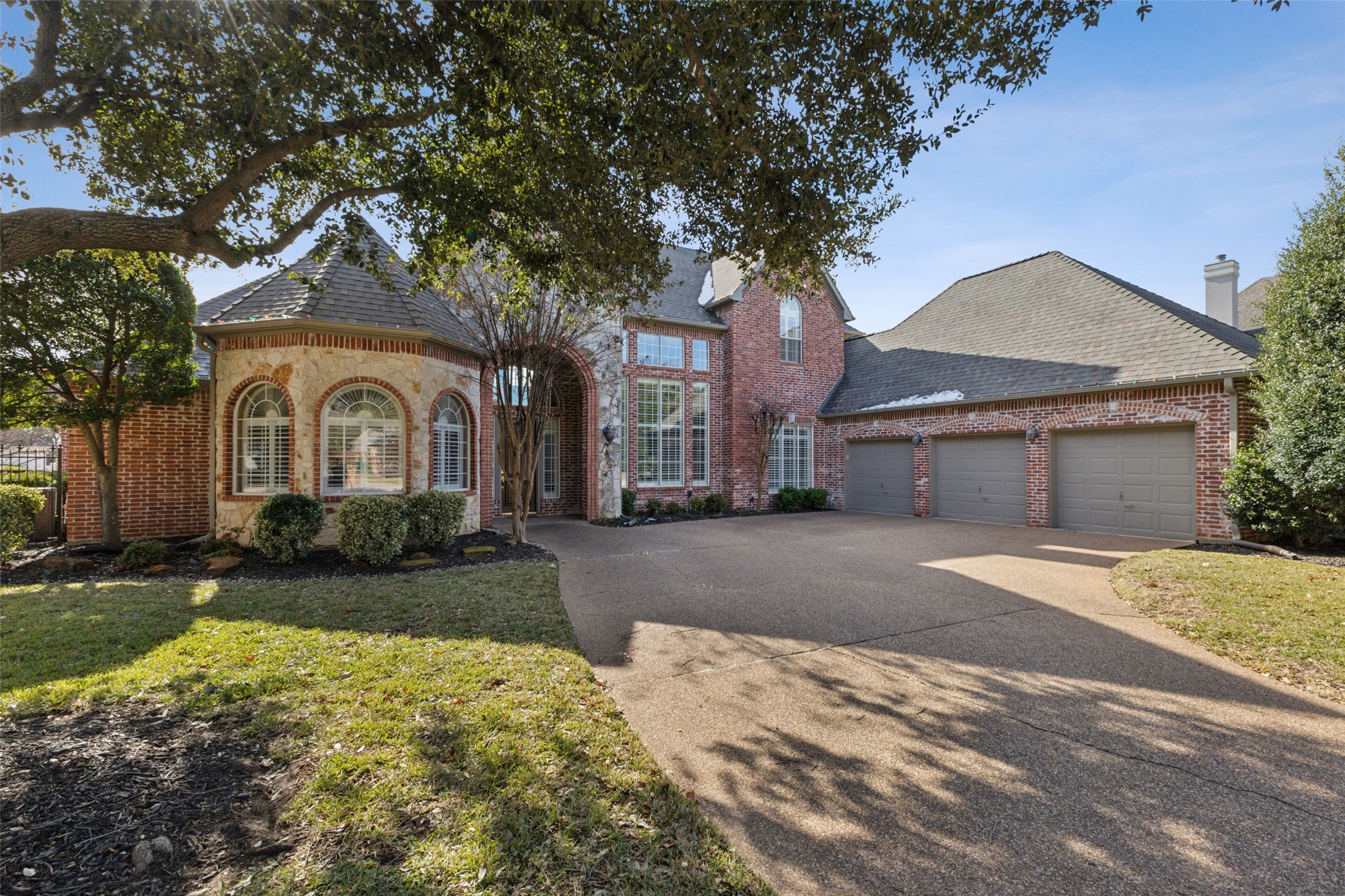 1105 Versailles Court
