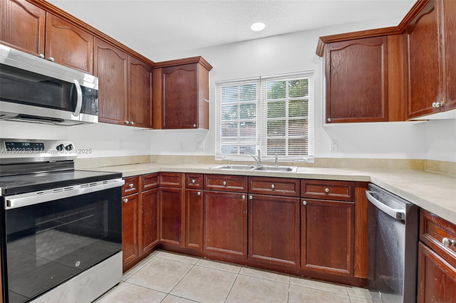 3797 Dove Landing Road .