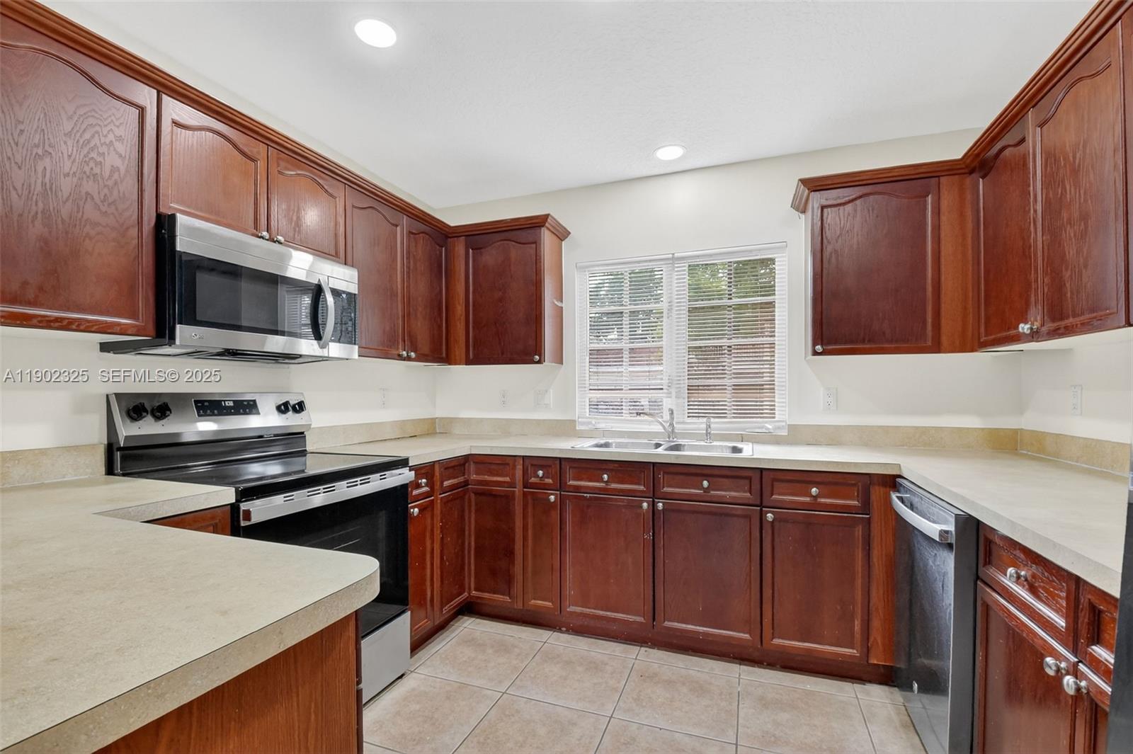 3797 Dove Landing Road .
