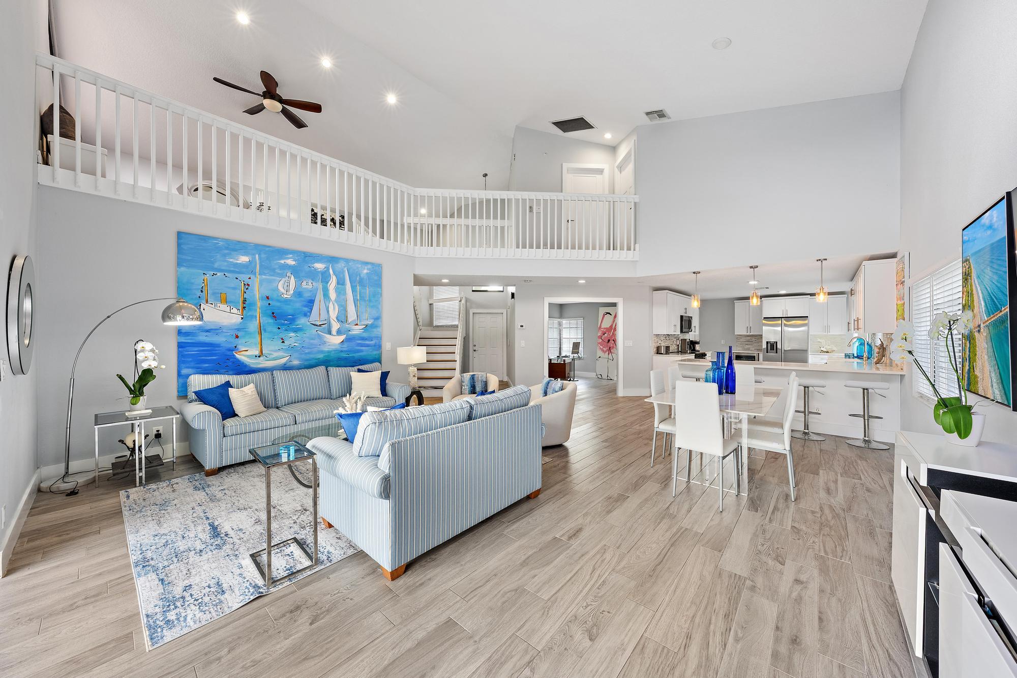 2596 La Cristal Circle