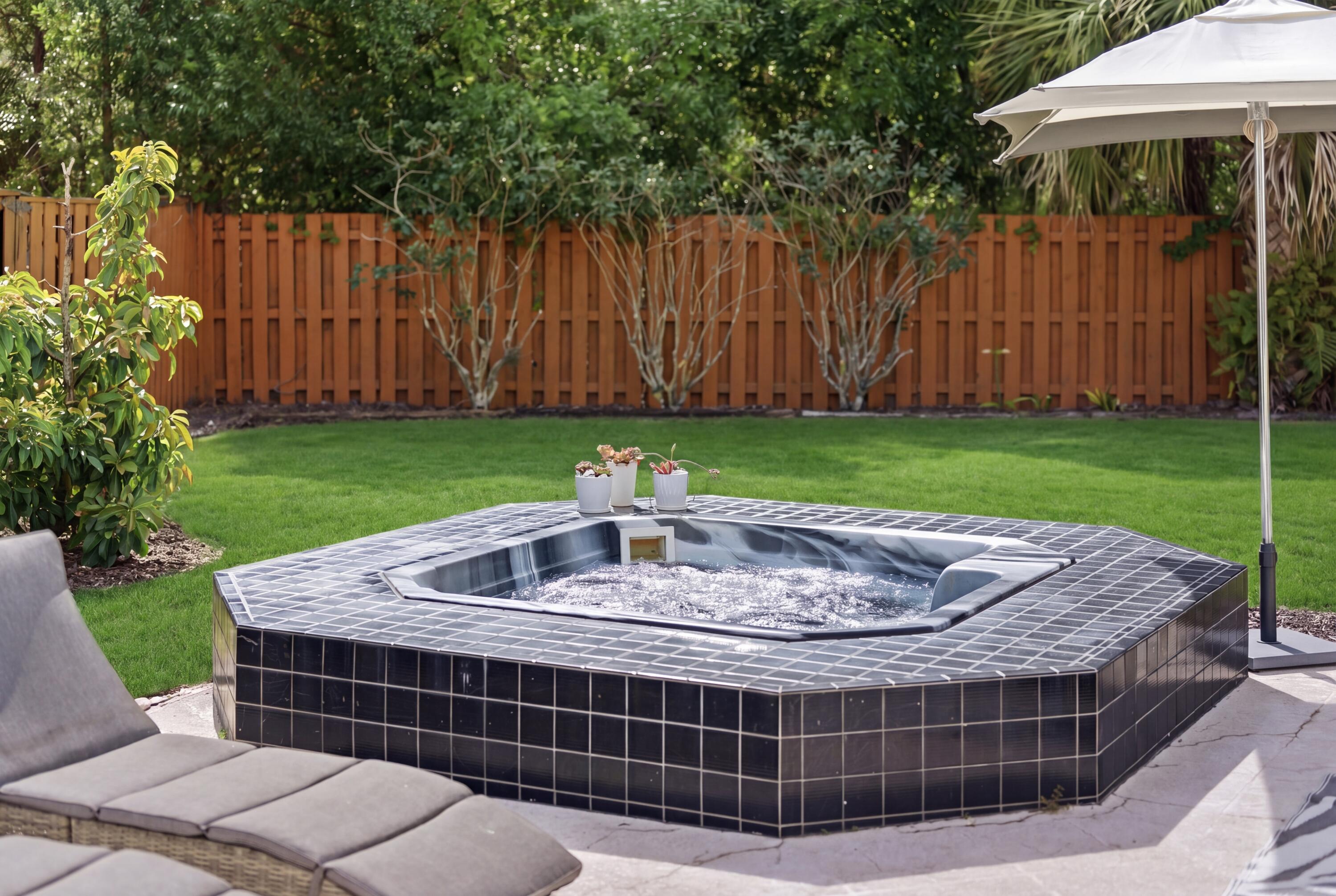 2596 La Cristal Circle