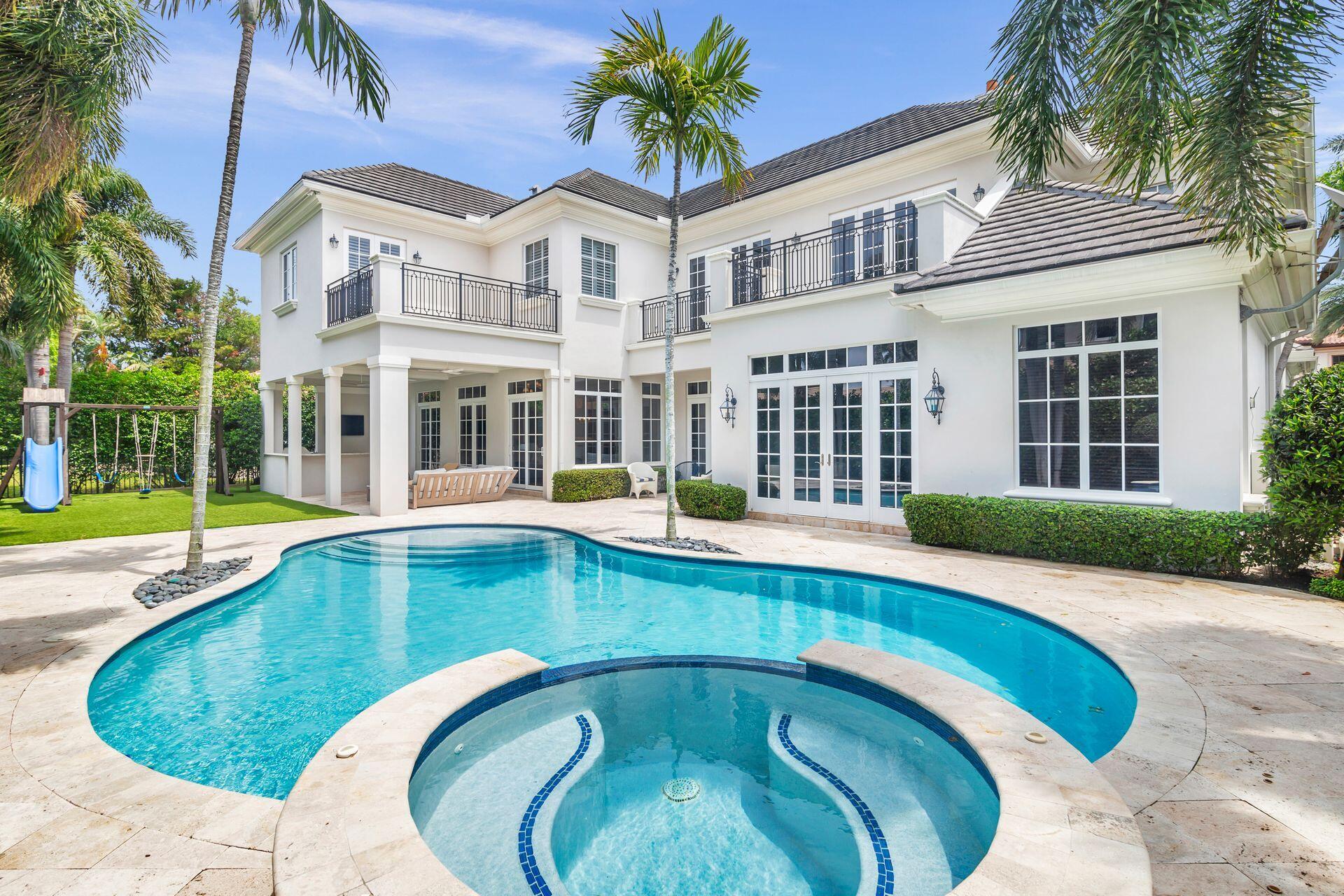 1797 Sabal Palm Circle