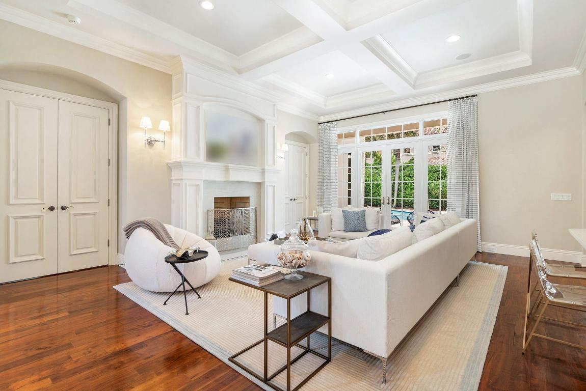 1797 Sabal Palm Circle