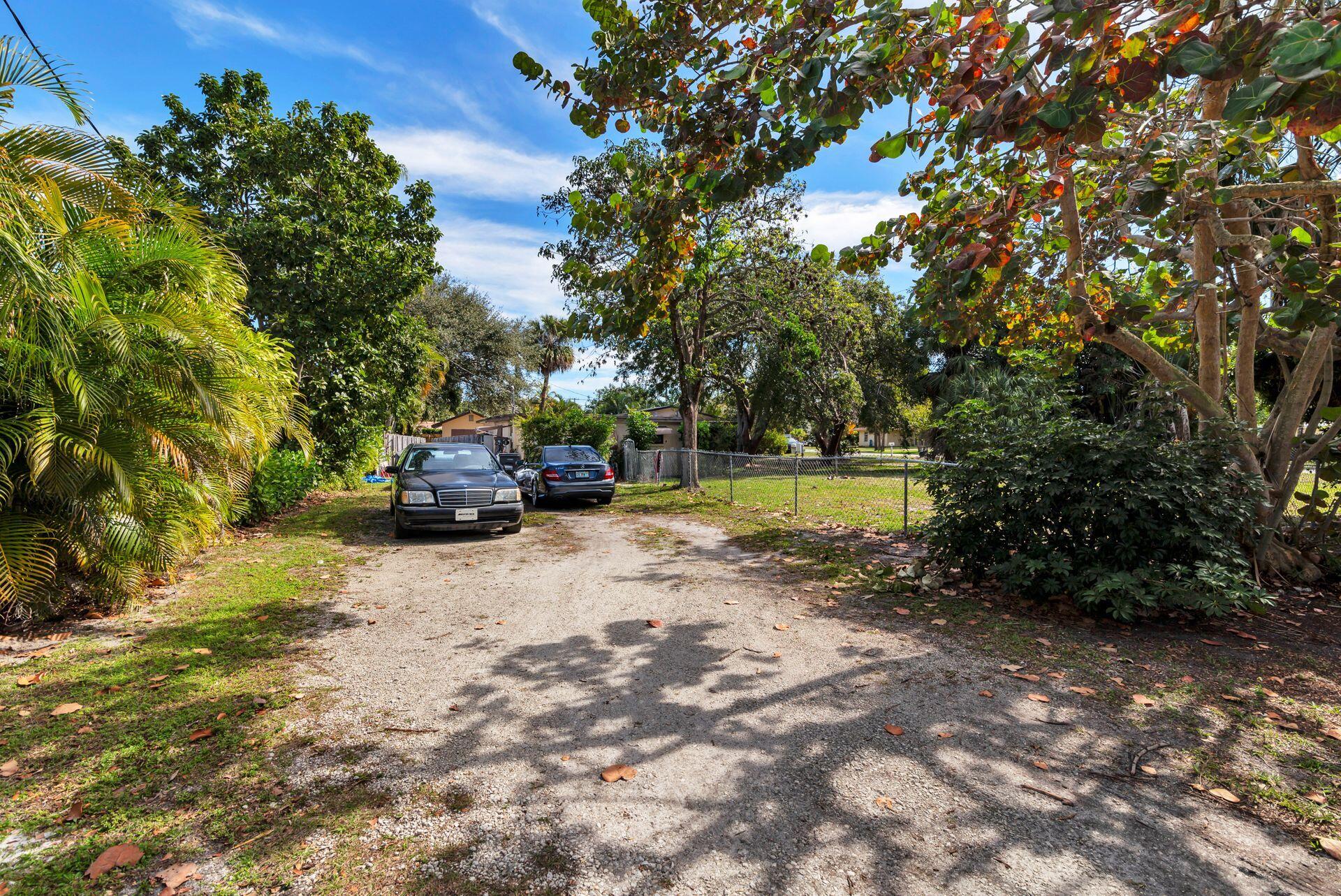 2609 Richard Road