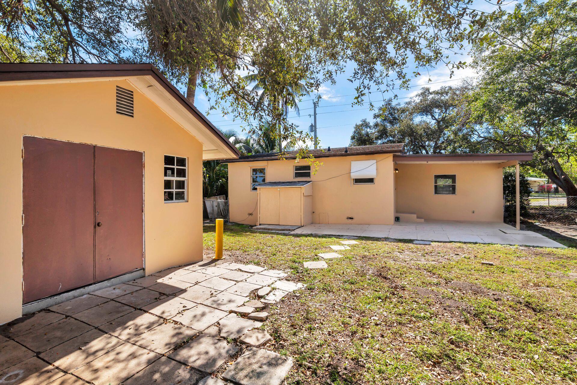 2609 Richard Road
