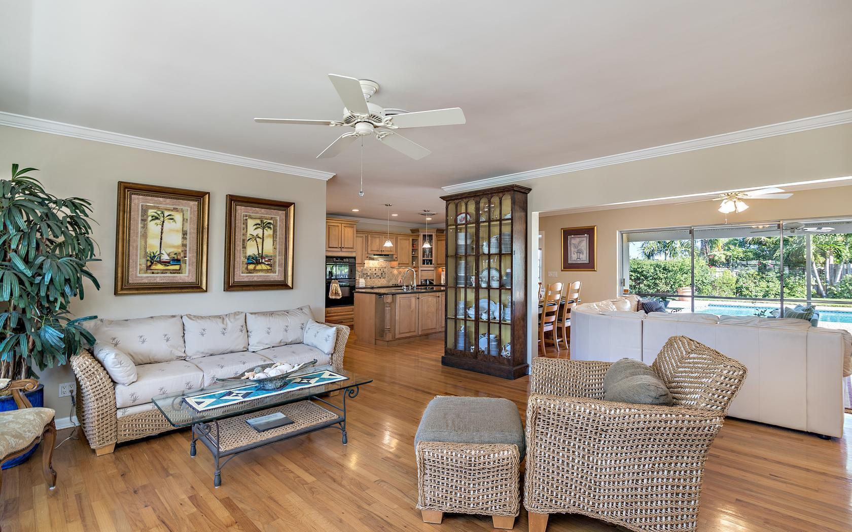 1665 Isles Circle
