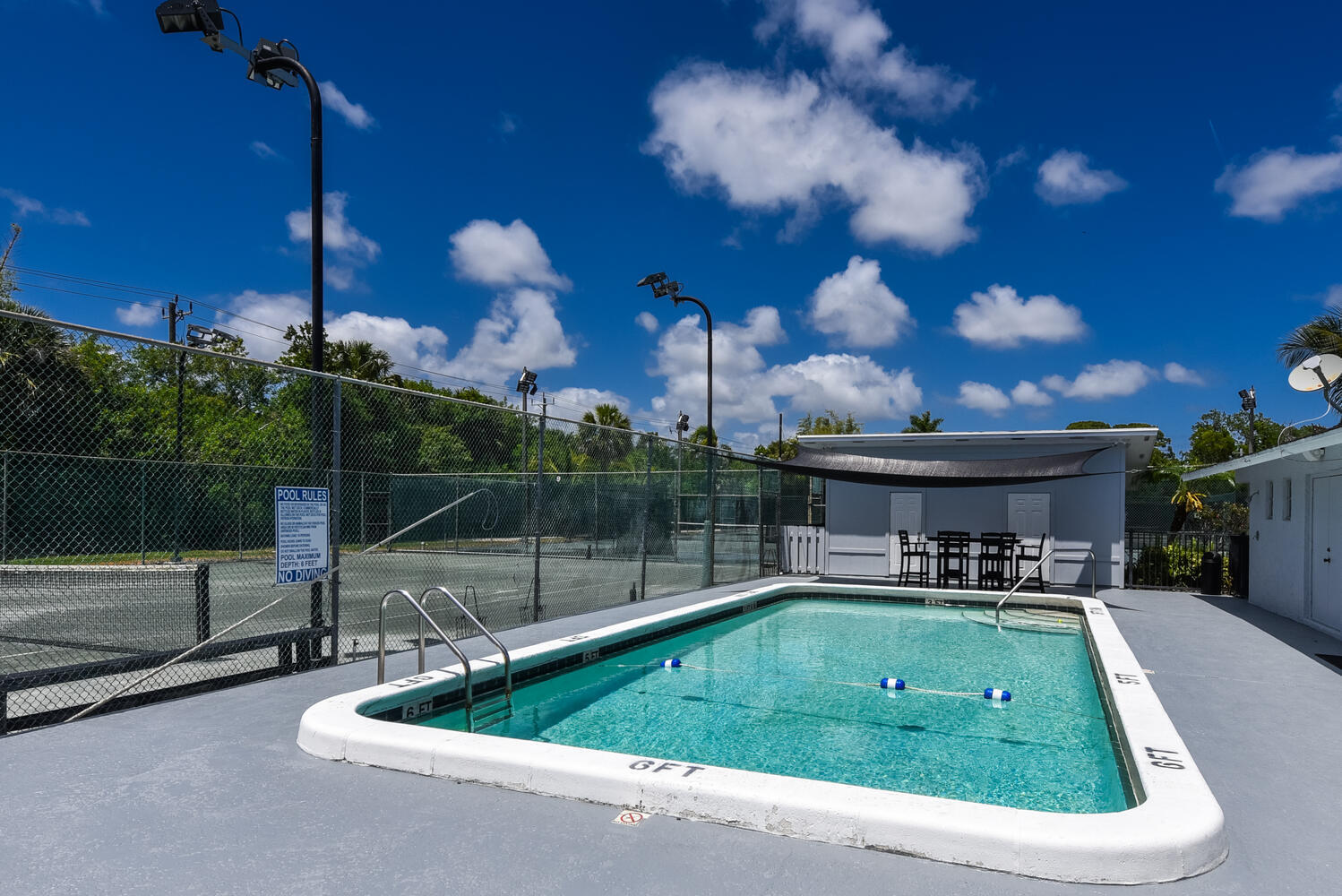 2925 NW Florida Court