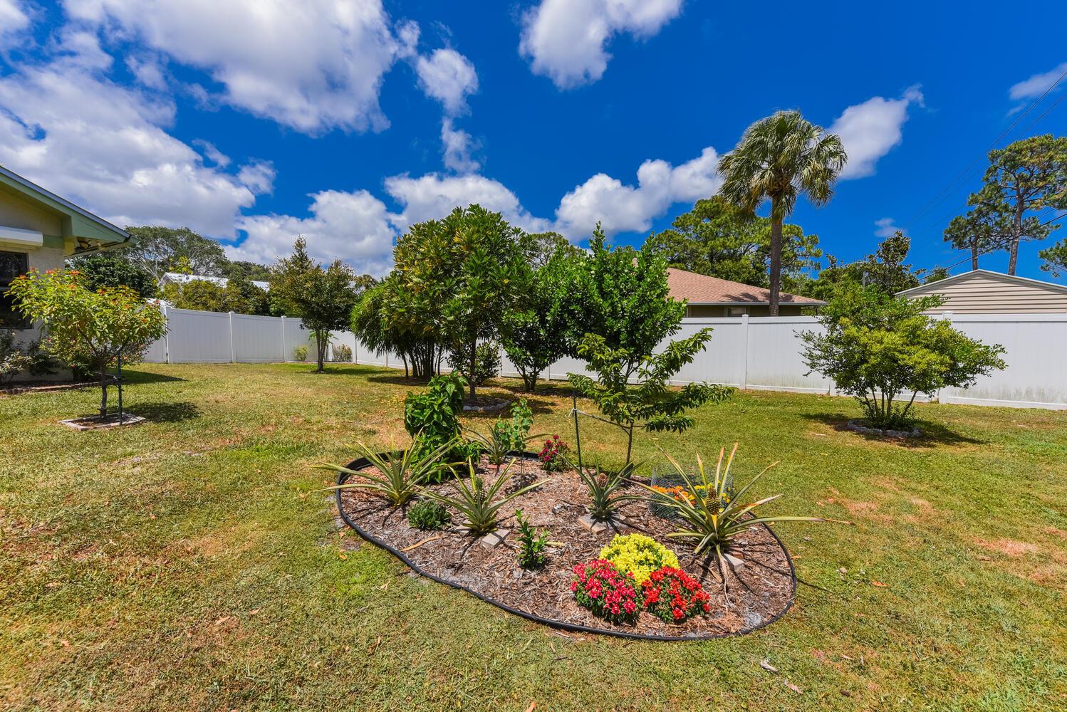 2925 NW Florida Court