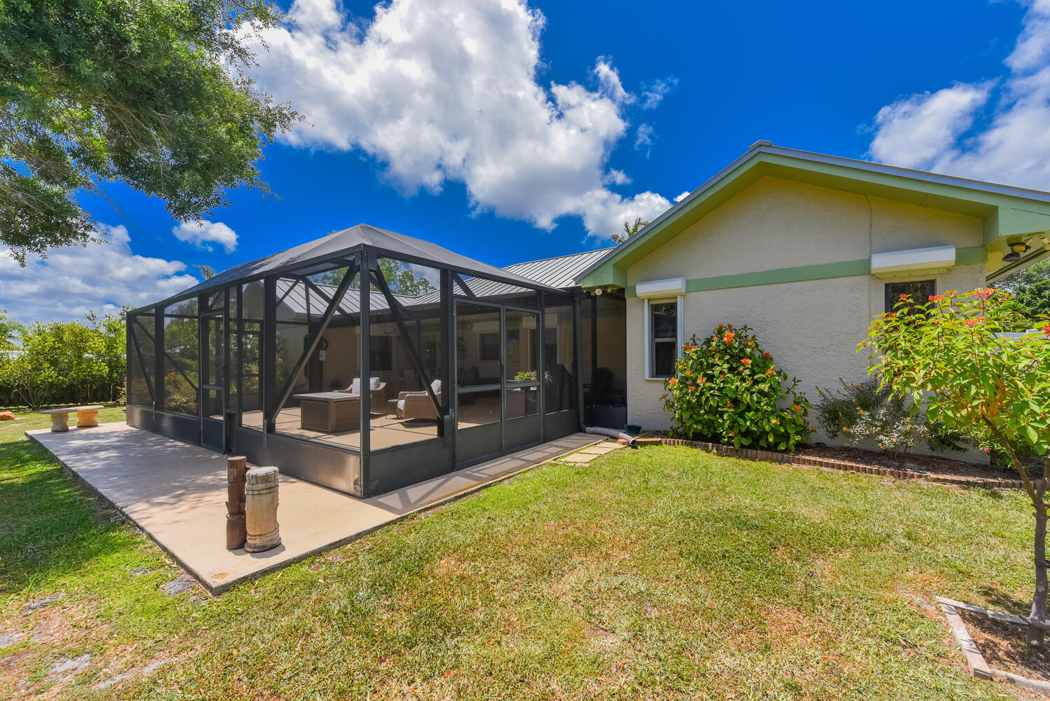 2925 NW Florida Court