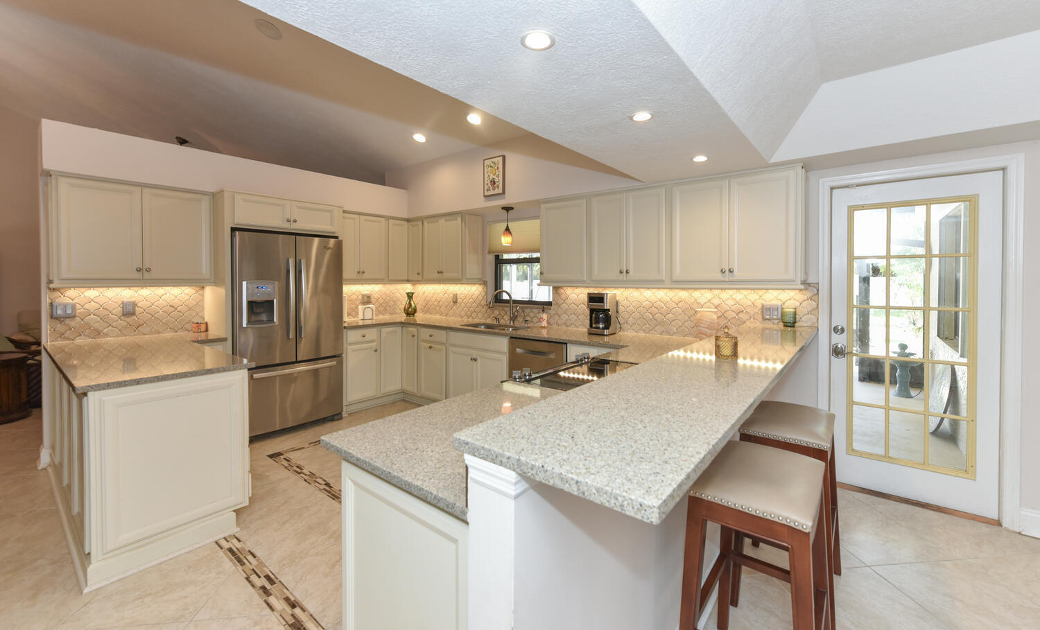 2925 NW Florida Court