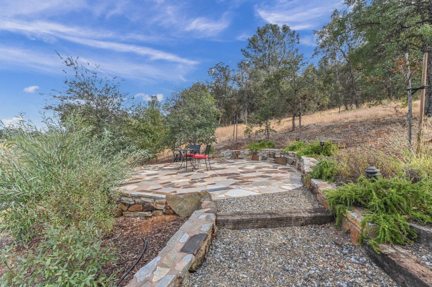 233 Pyshon Road
