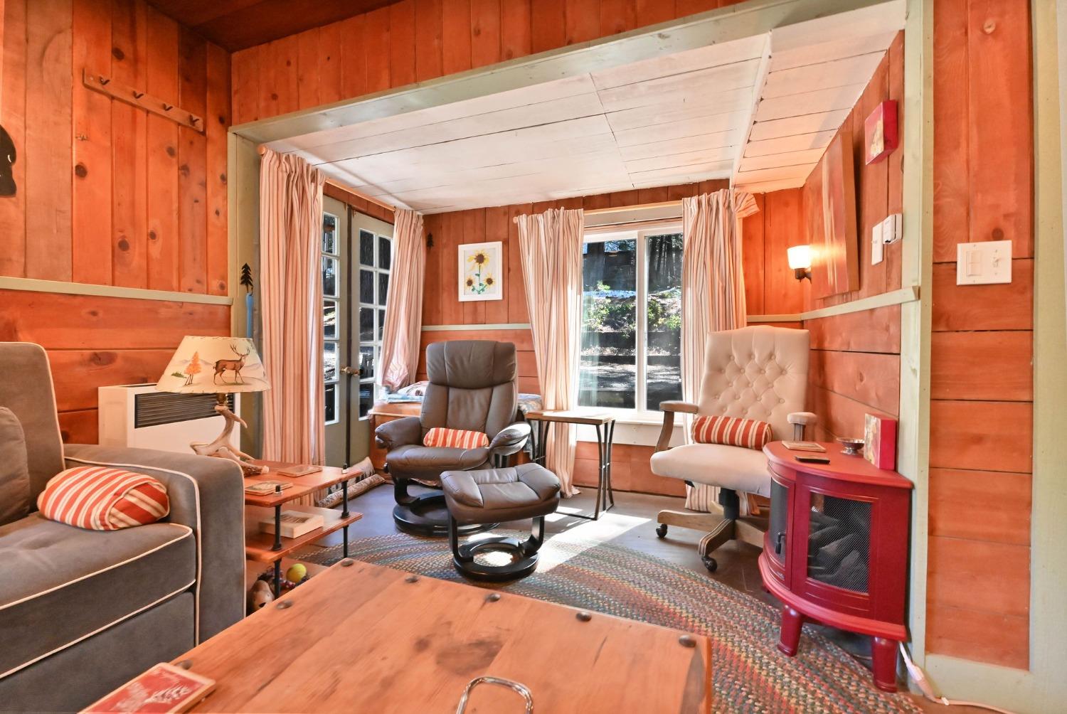 1374 Lilac Drive