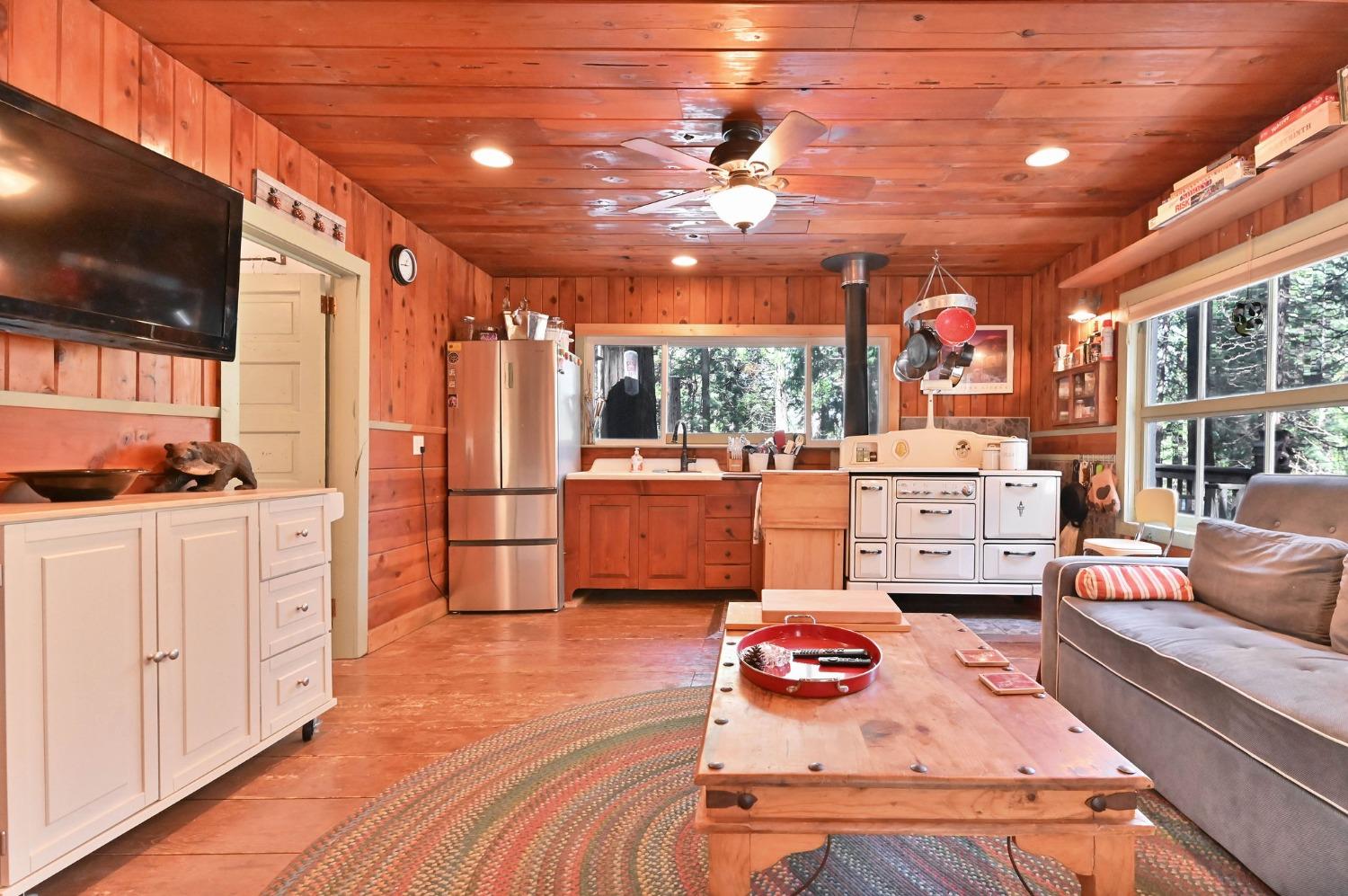 1374 Lilac Drive