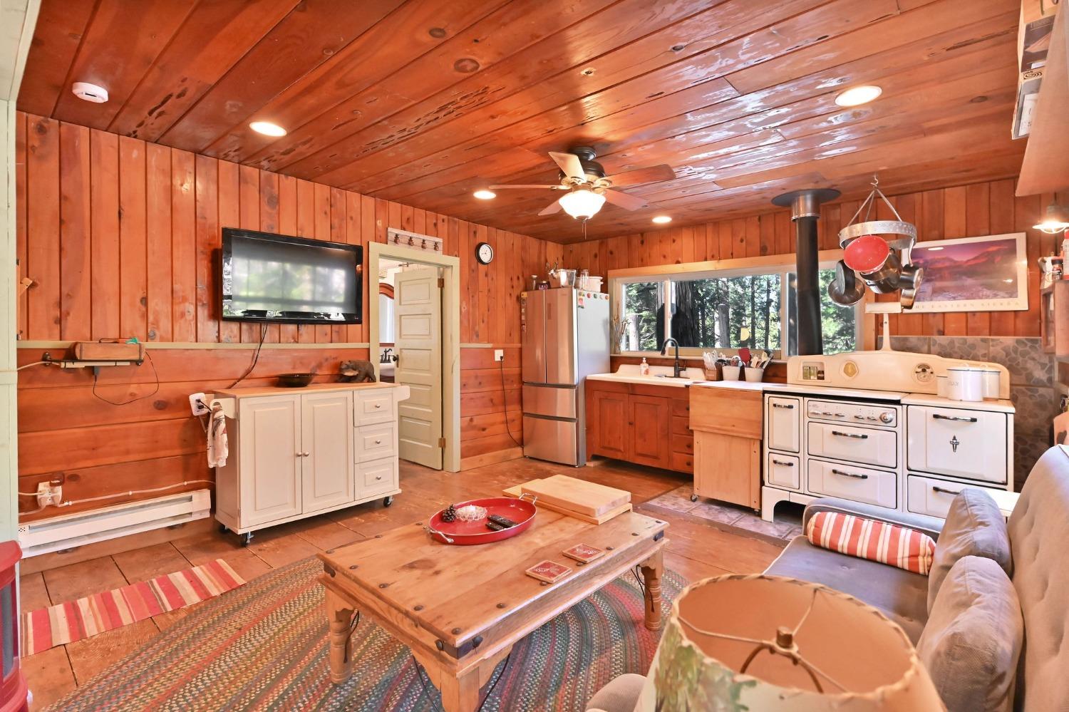 1374 Lilac Drive