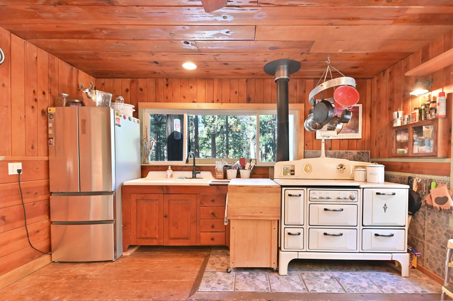 1374 Lilac Drive