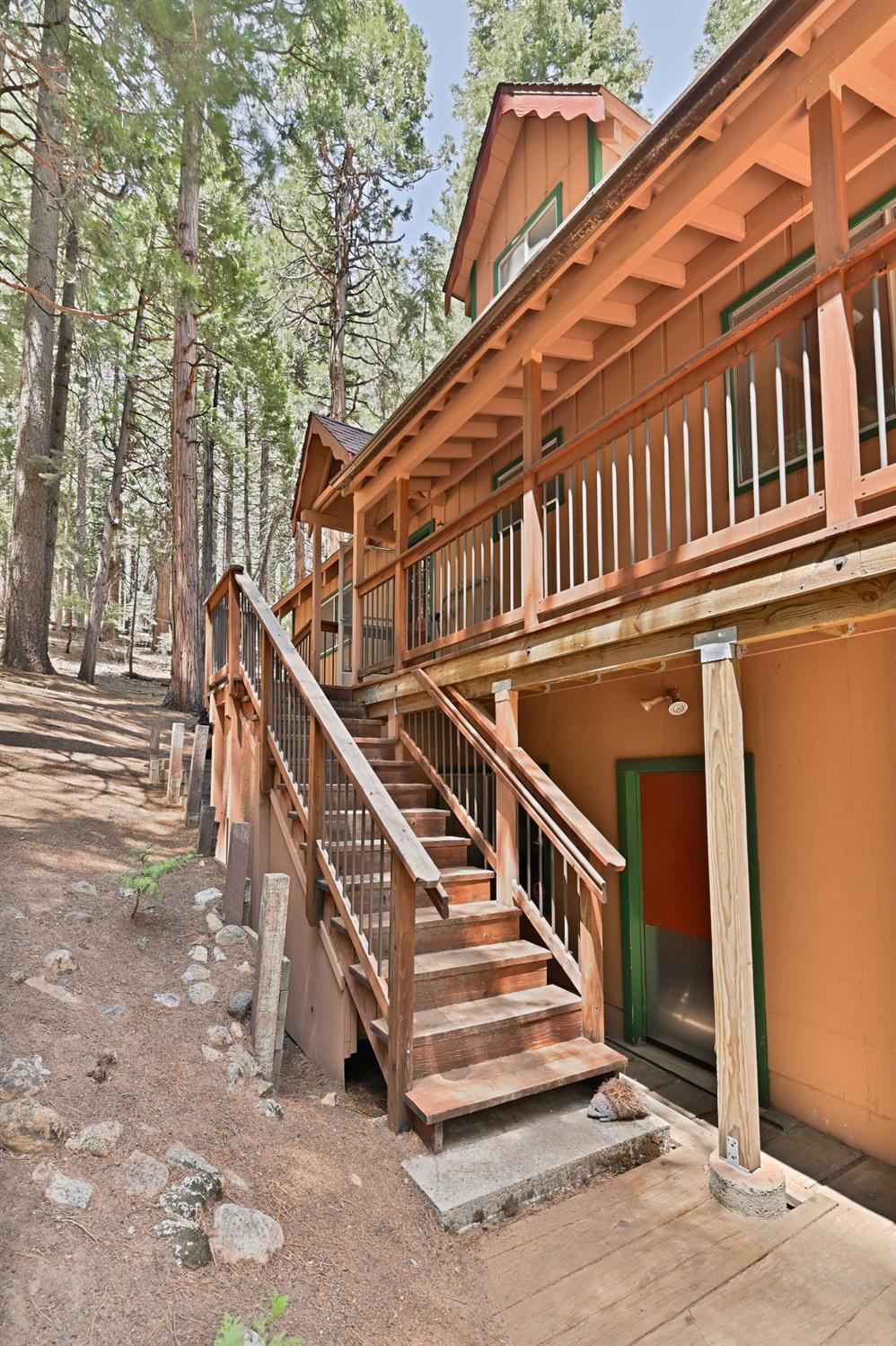 2206 Shoshone Drive