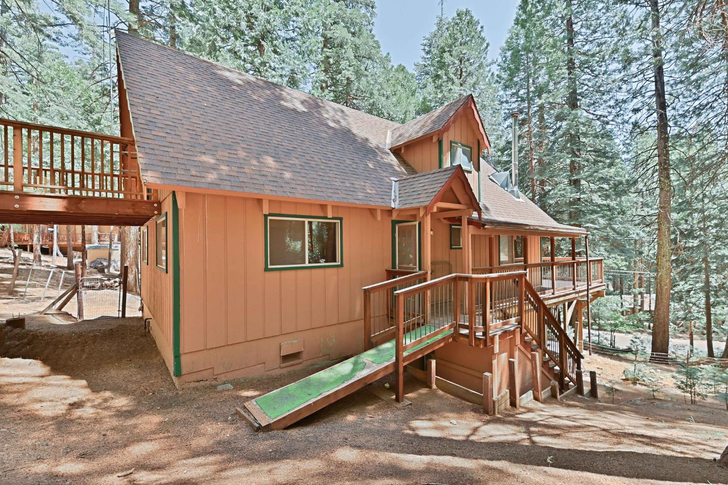 2206 Shoshone Drive