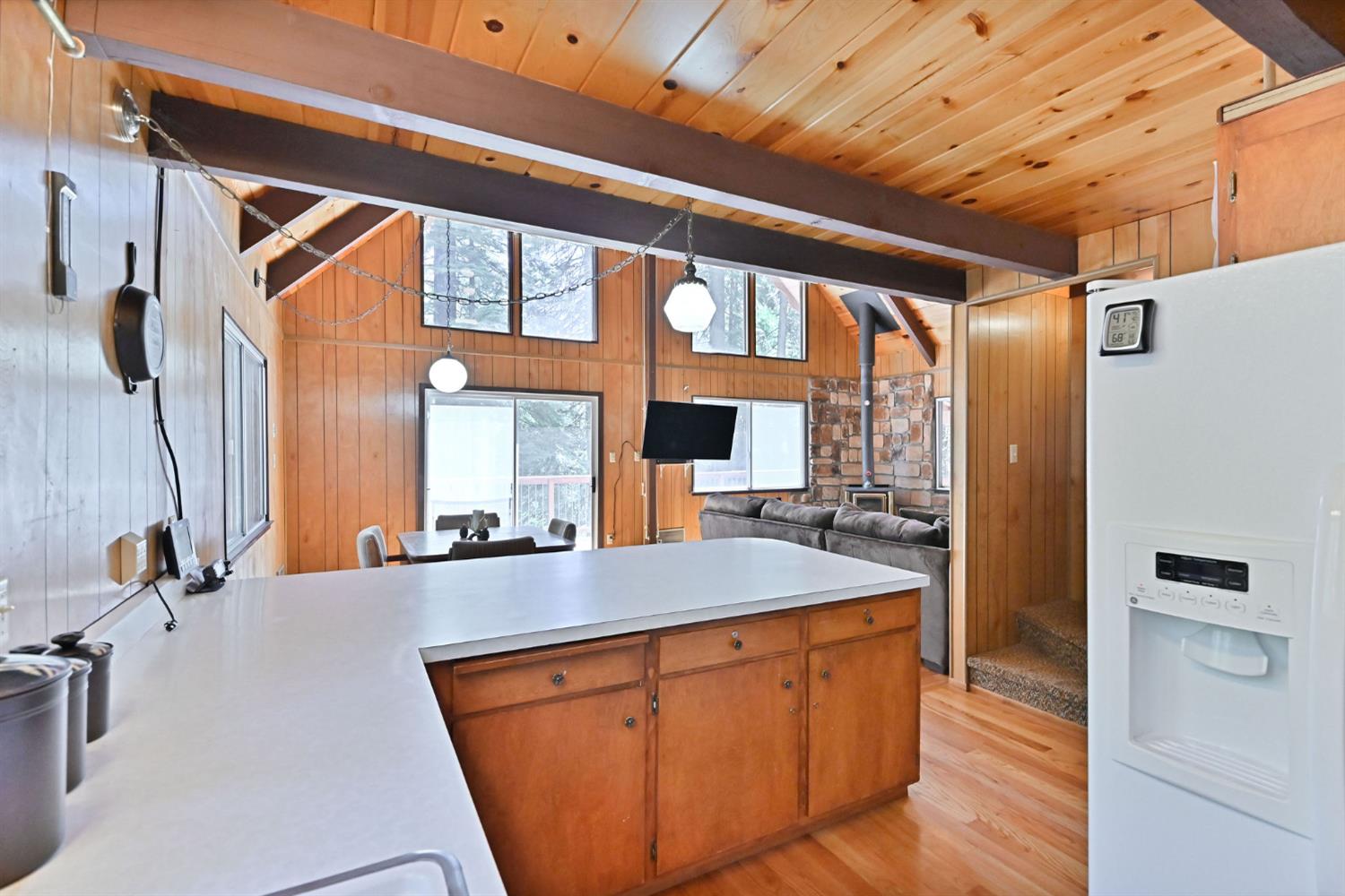 2206 Shoshone Drive