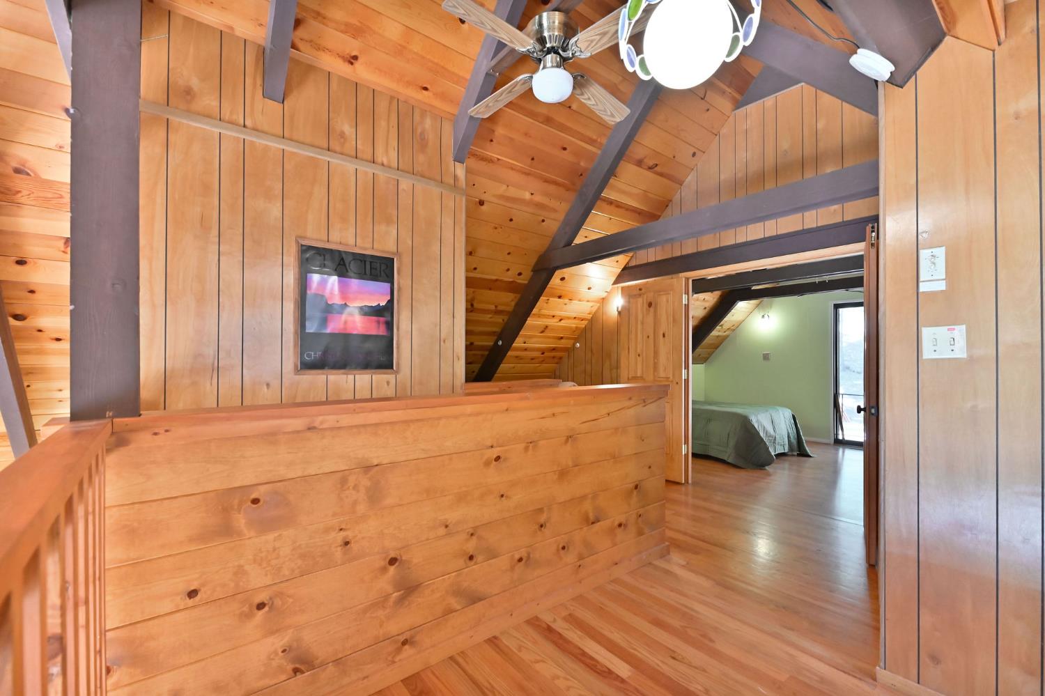 2206 Shoshone Drive