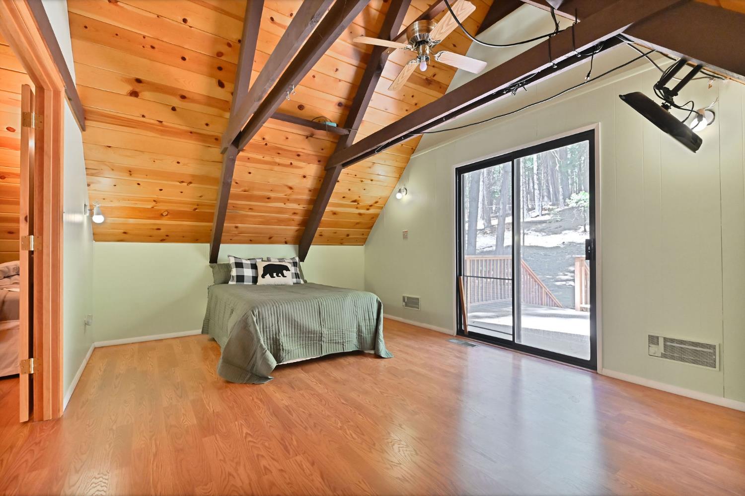 2206 Shoshone Drive