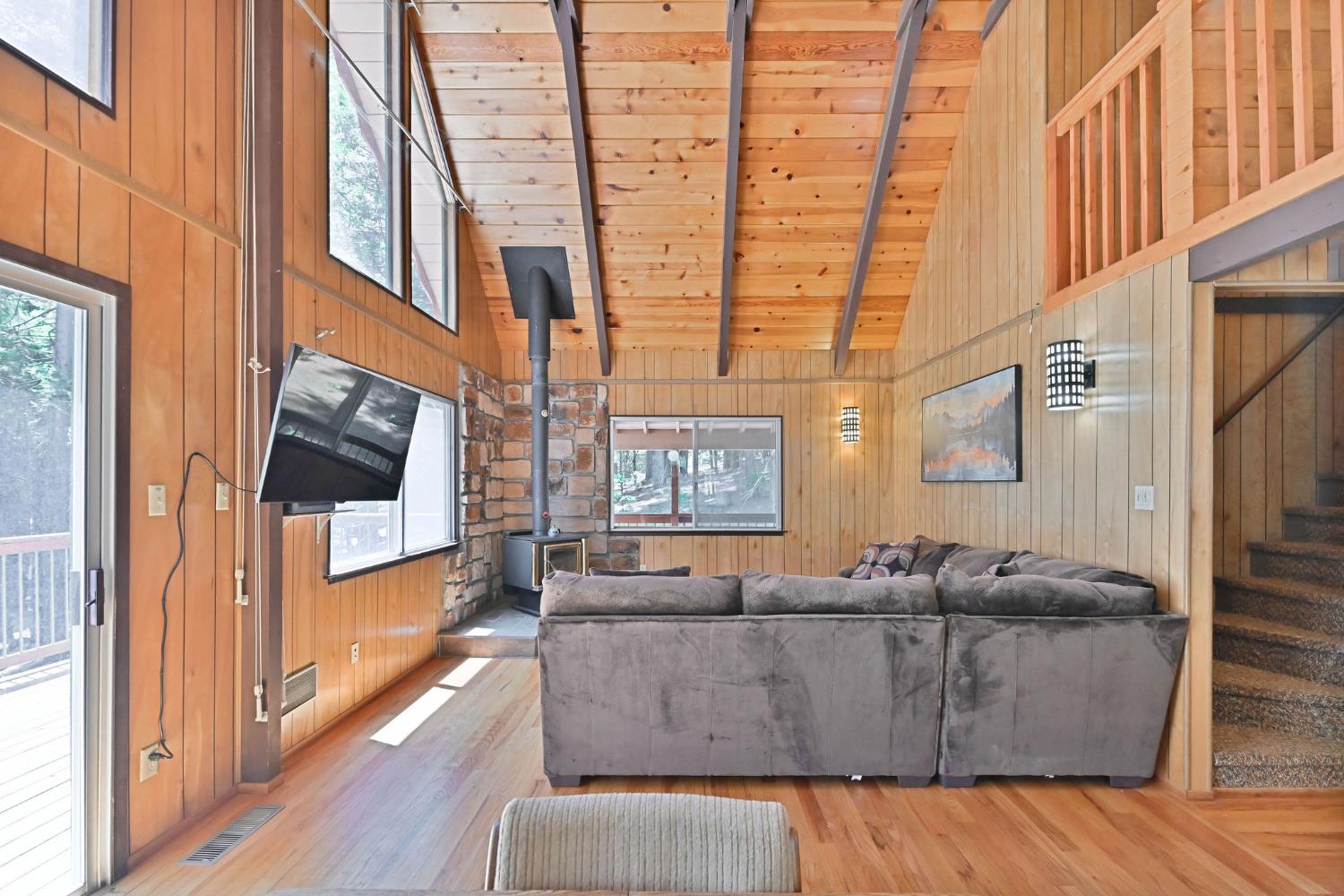 2206 Shoshone Drive