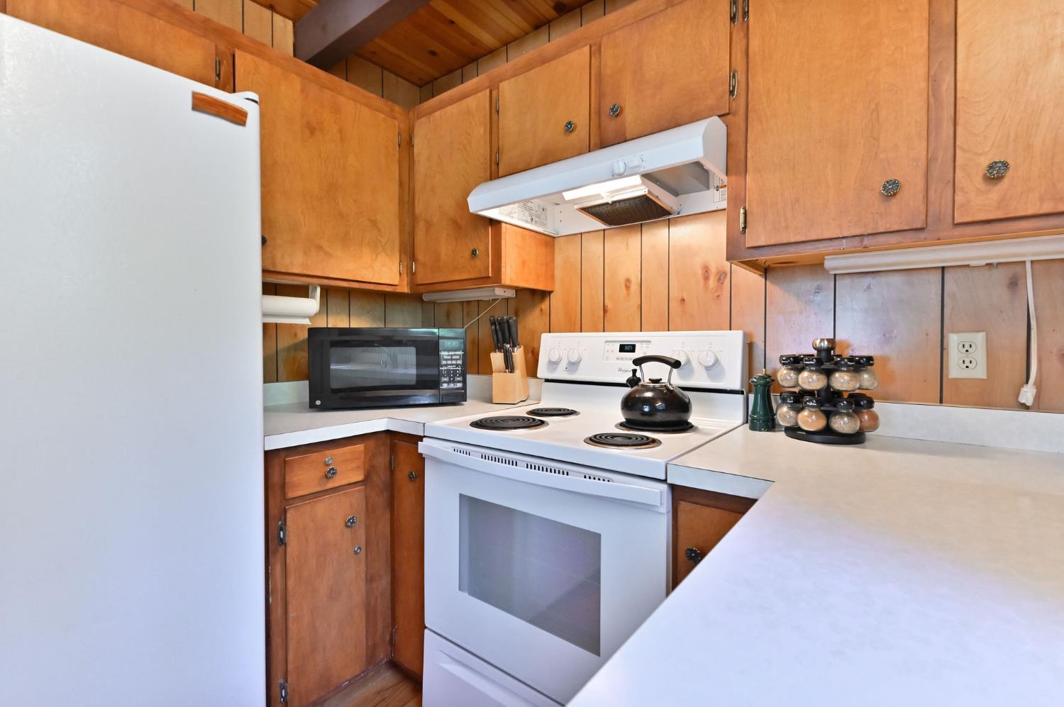 2206 Shoshone Drive