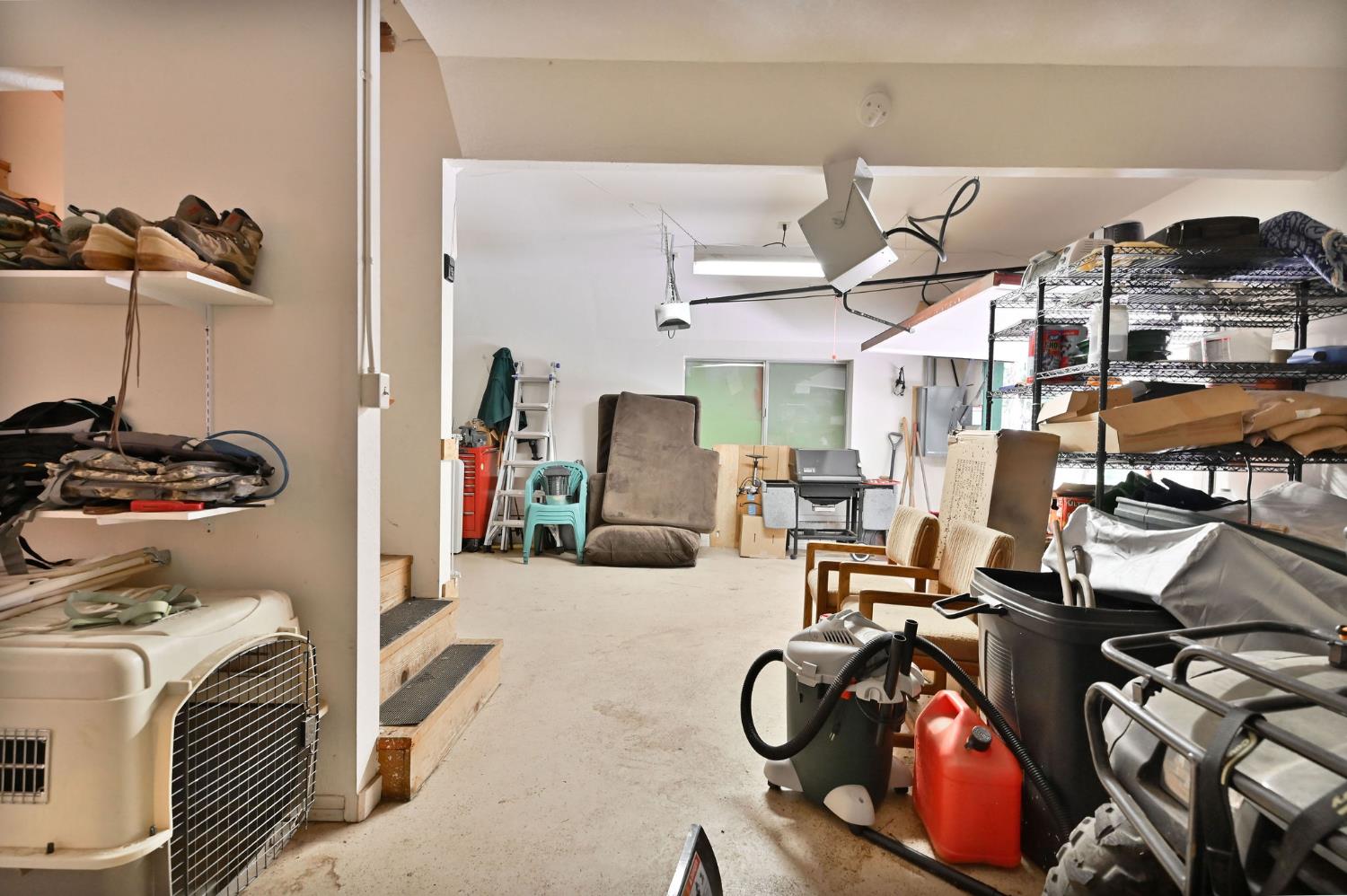 2206 Shoshone Drive