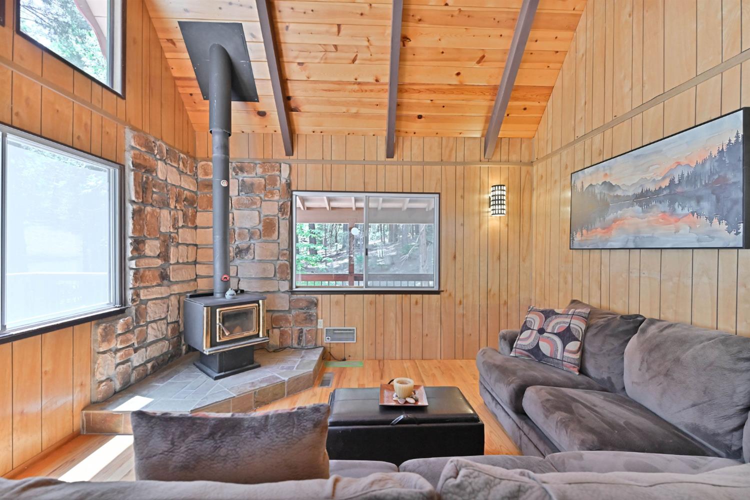 2206 Shoshone Drive