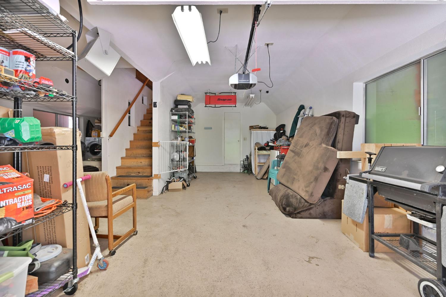 2206 Shoshone Drive