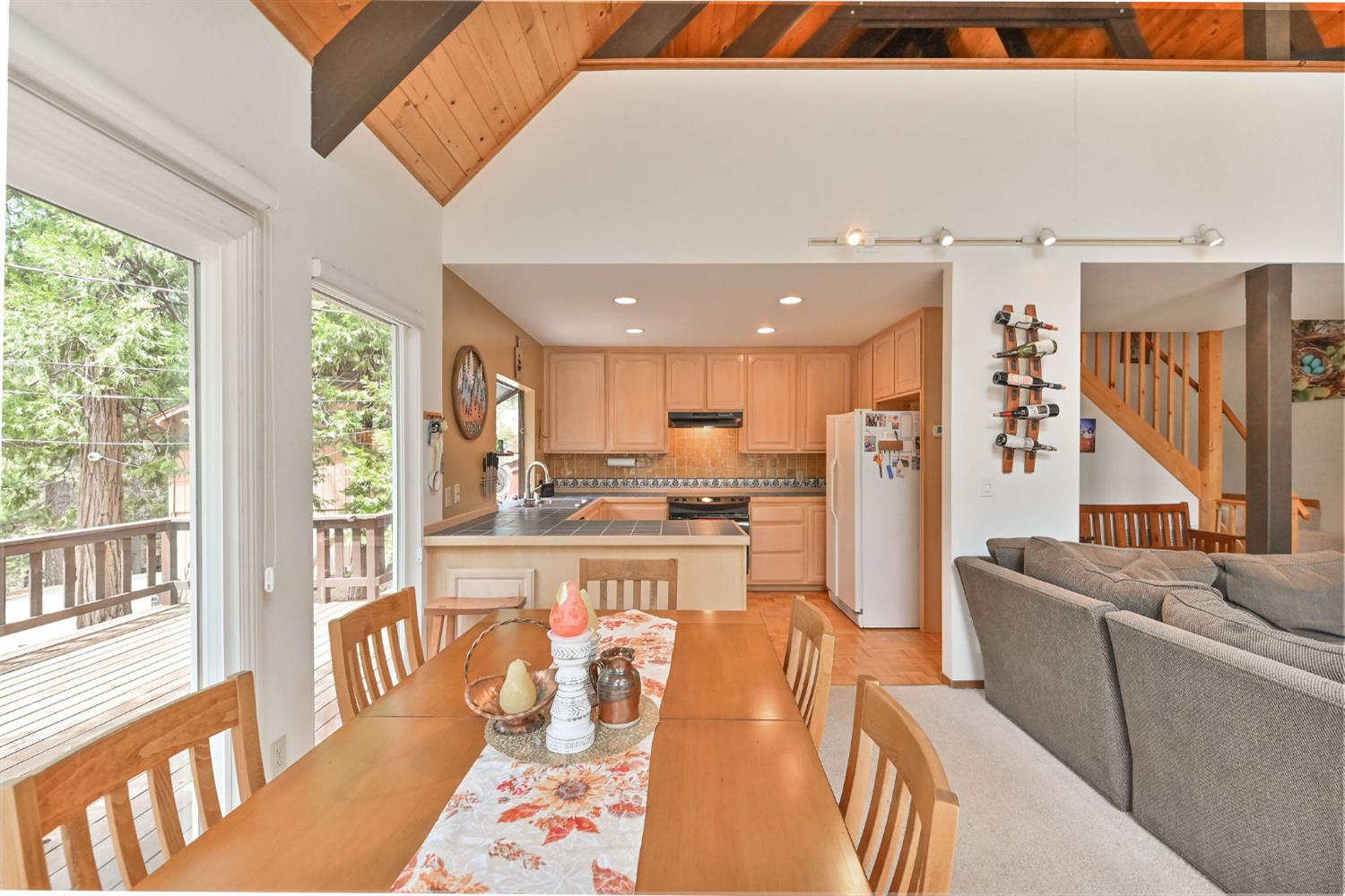571 Mauna Kea Drive