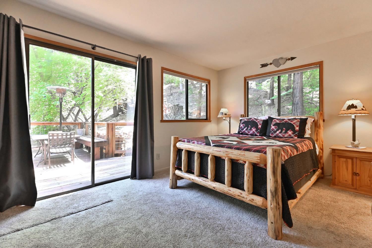 2435 Navajo Drive