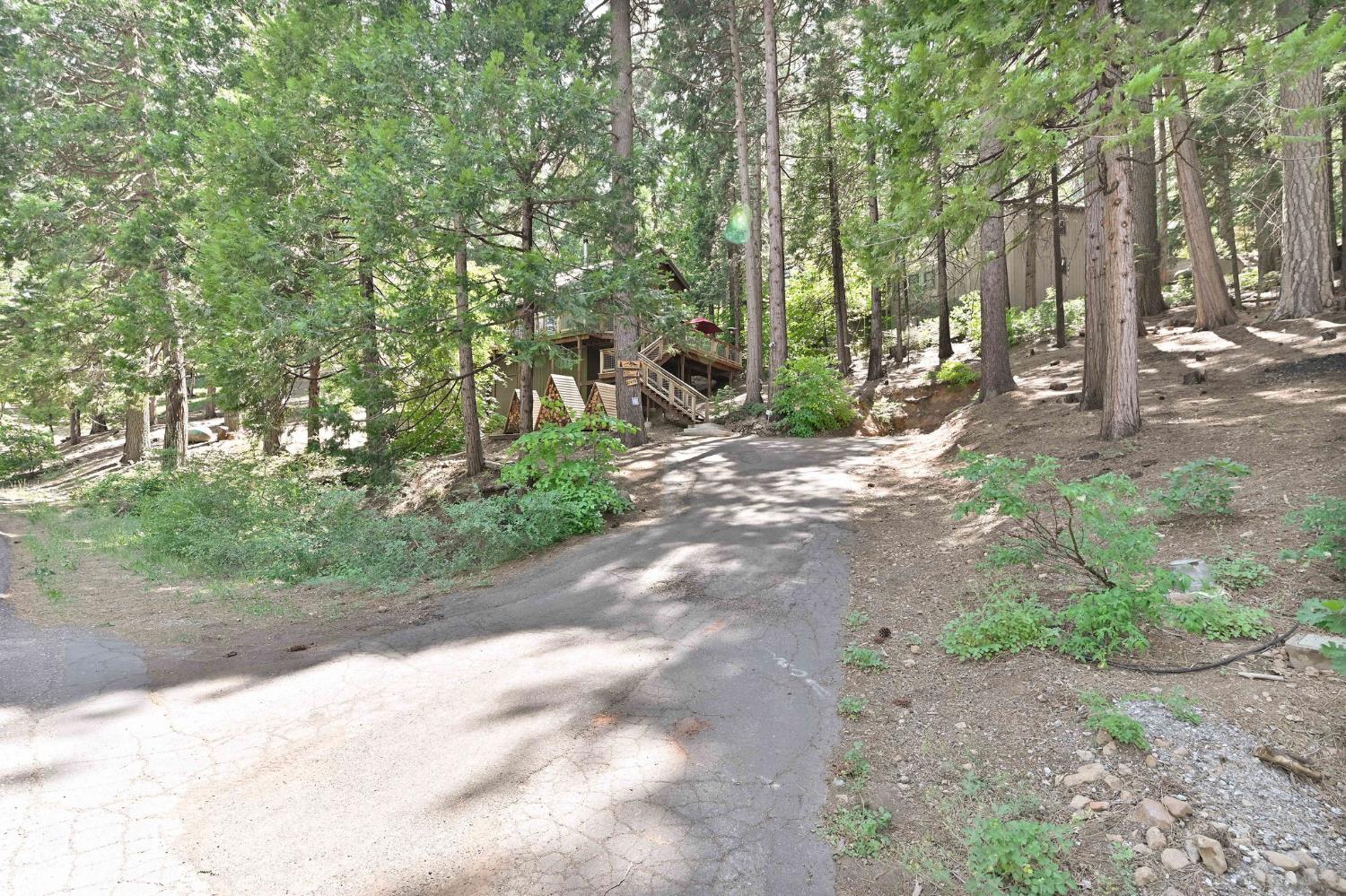 2435 Navajo Drive