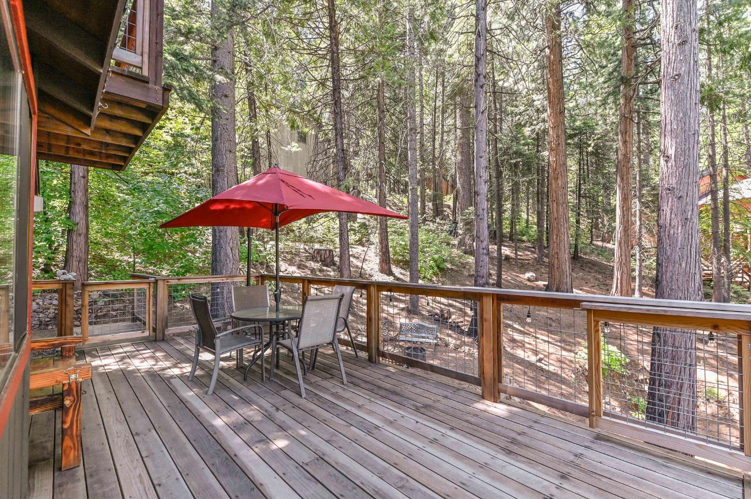 2435 Navajo Drive