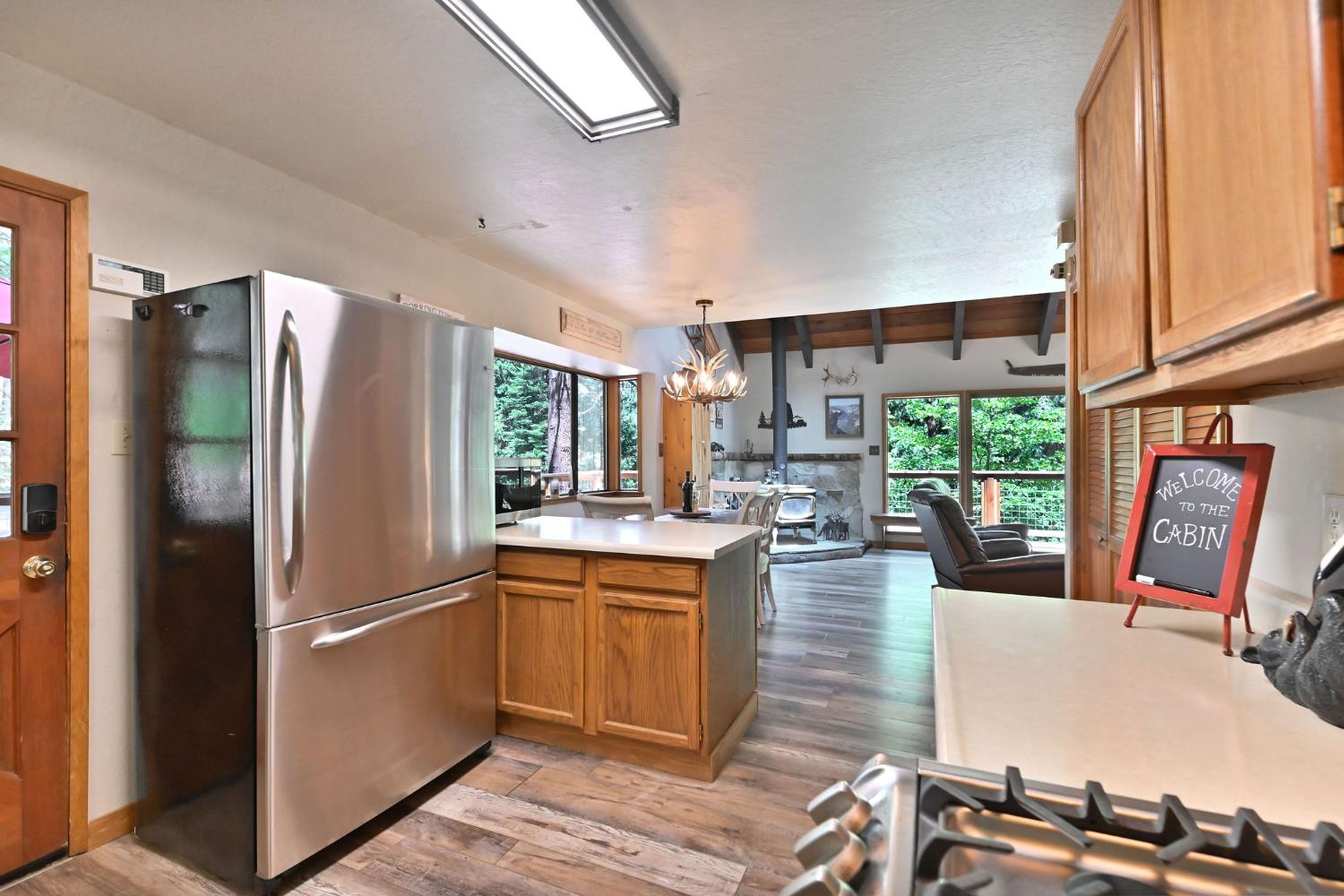 2435 Navajo Drive