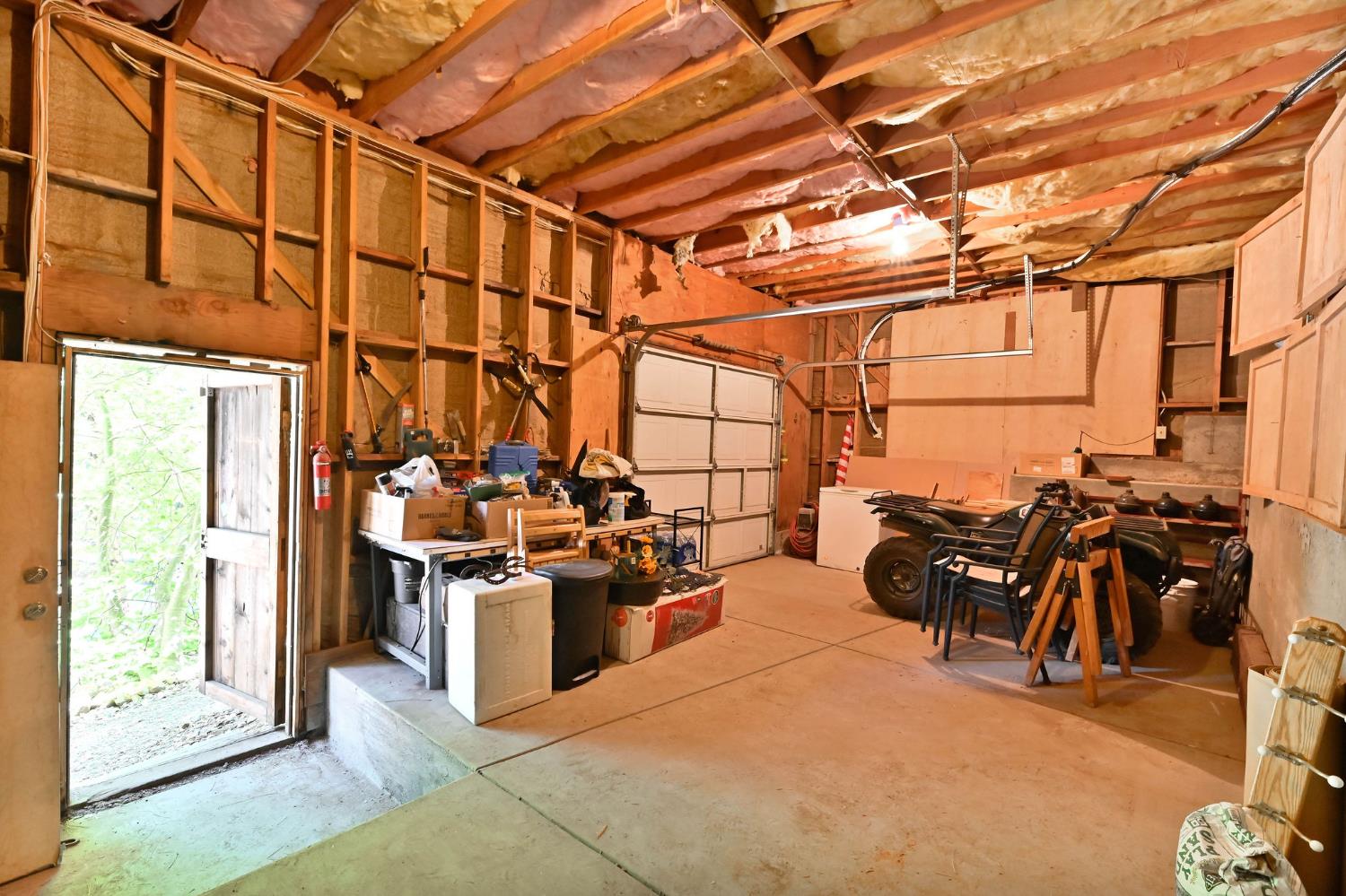 2435 Navajo Drive