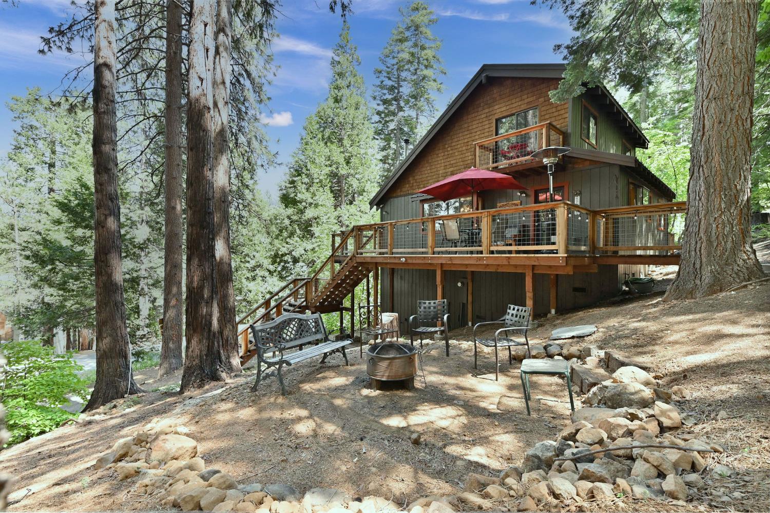 2435 Navajo Drive