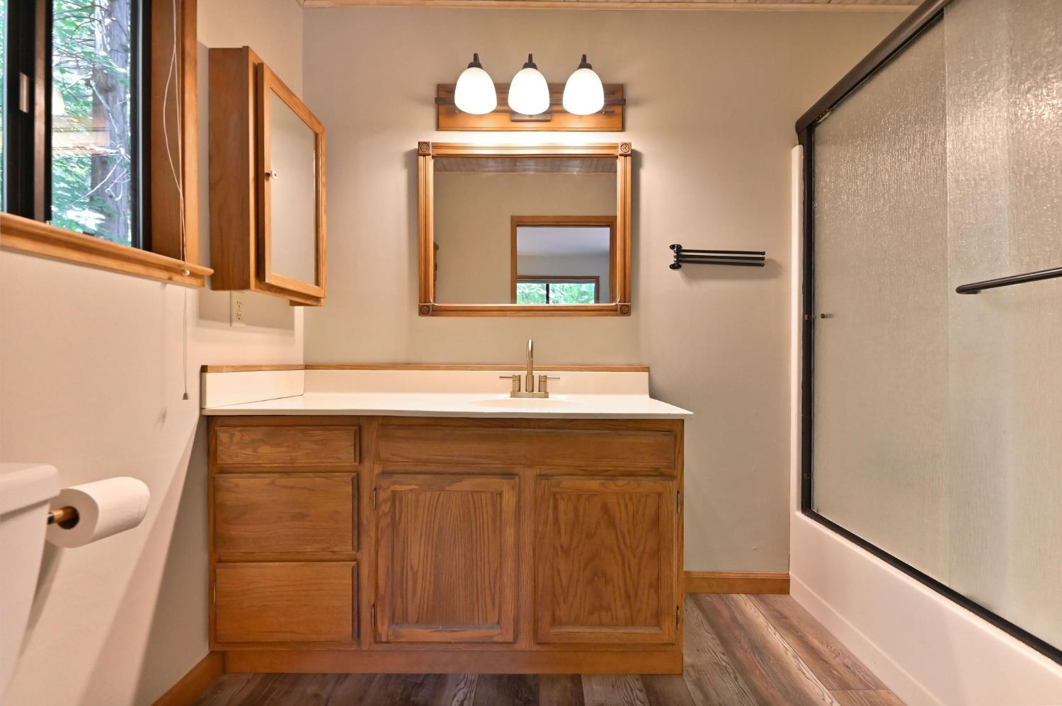 2435 Navajo Drive