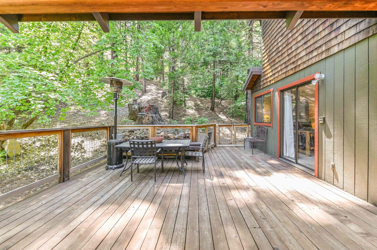 2435 Navajo Drive