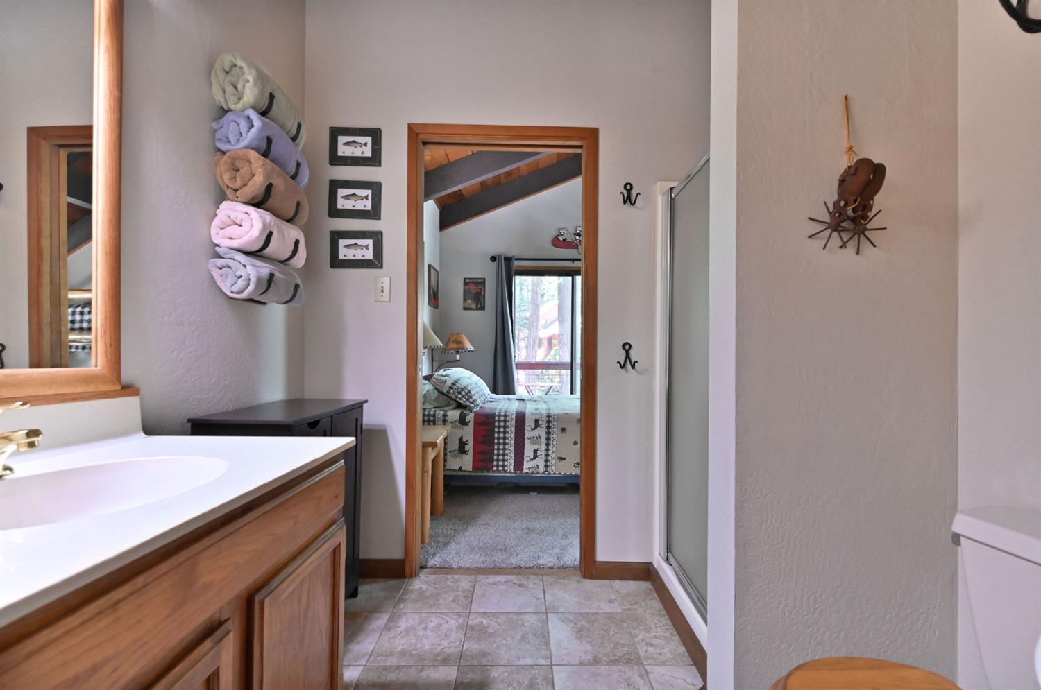 2435 Navajo Drive