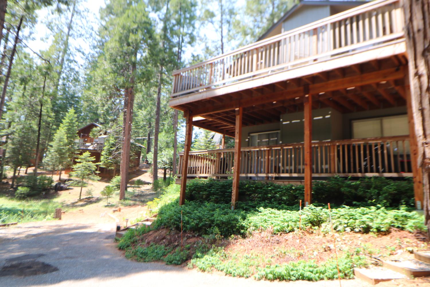 1125 Spring Valley Way