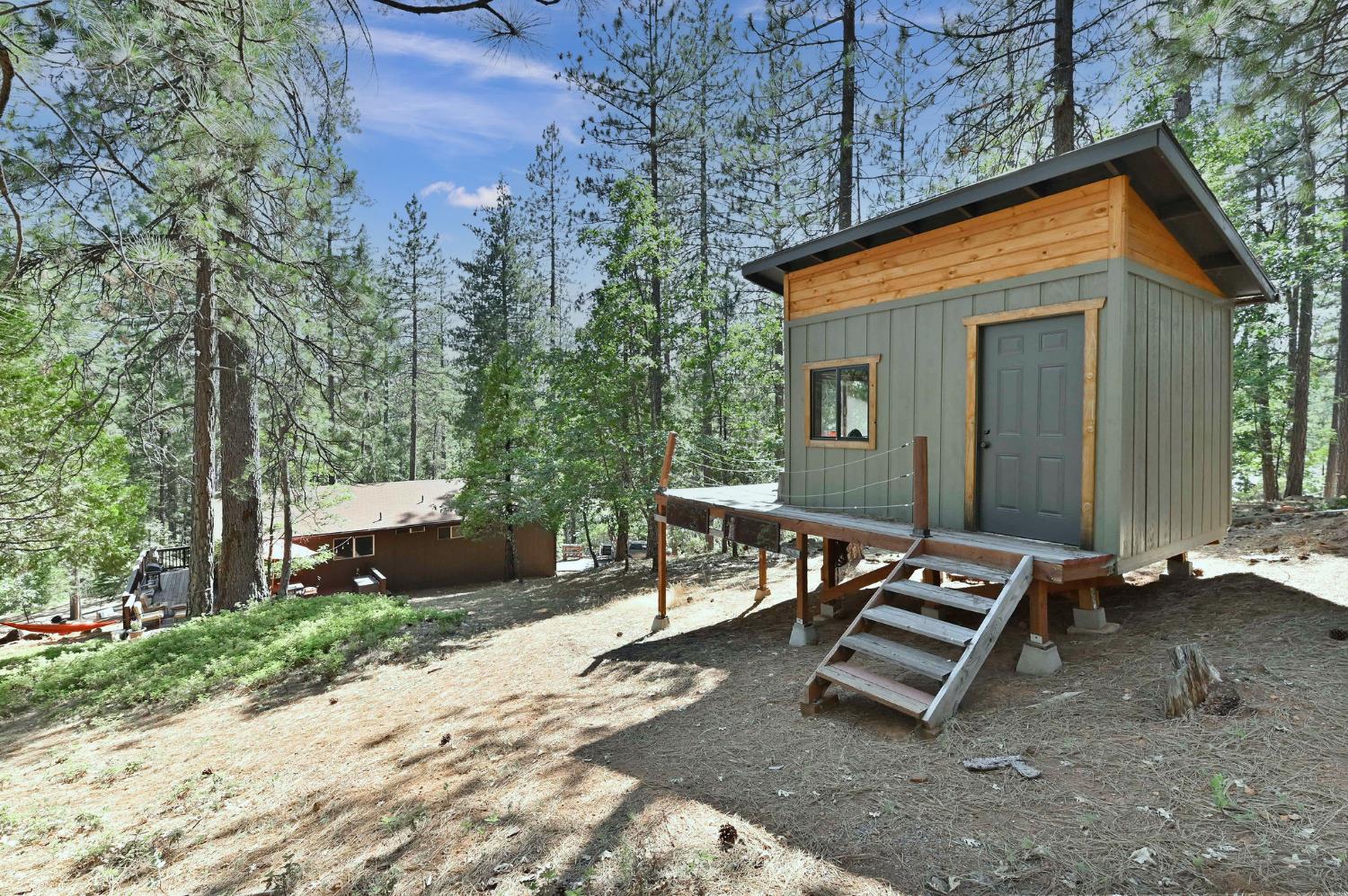 1675 Felix Drive