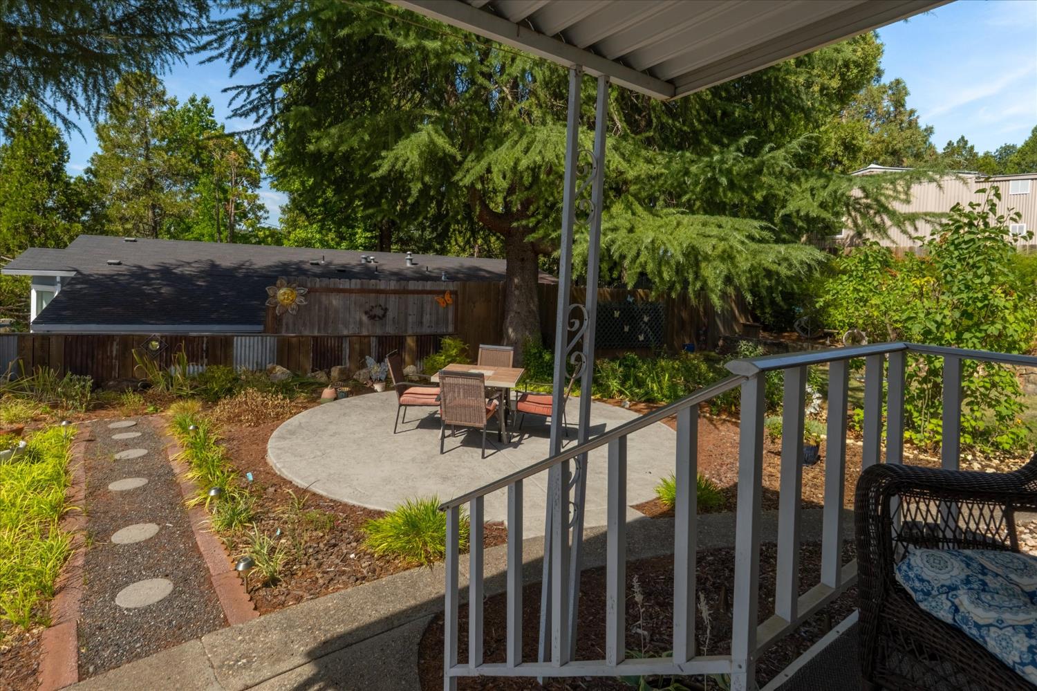 166 Sheet Iron Jack Road