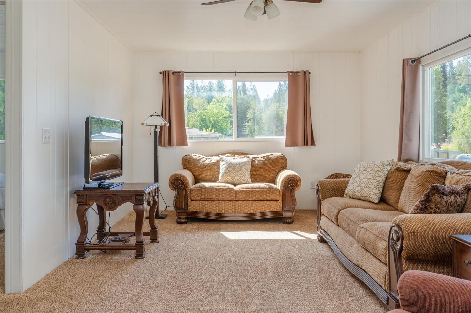 166 Sheet Iron Jack Road