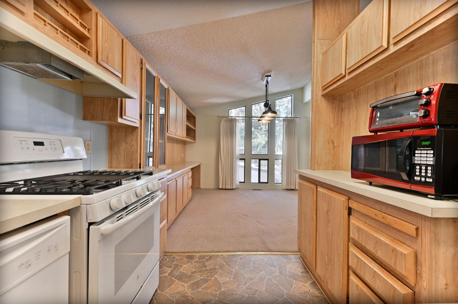 340 Tom Bell Road