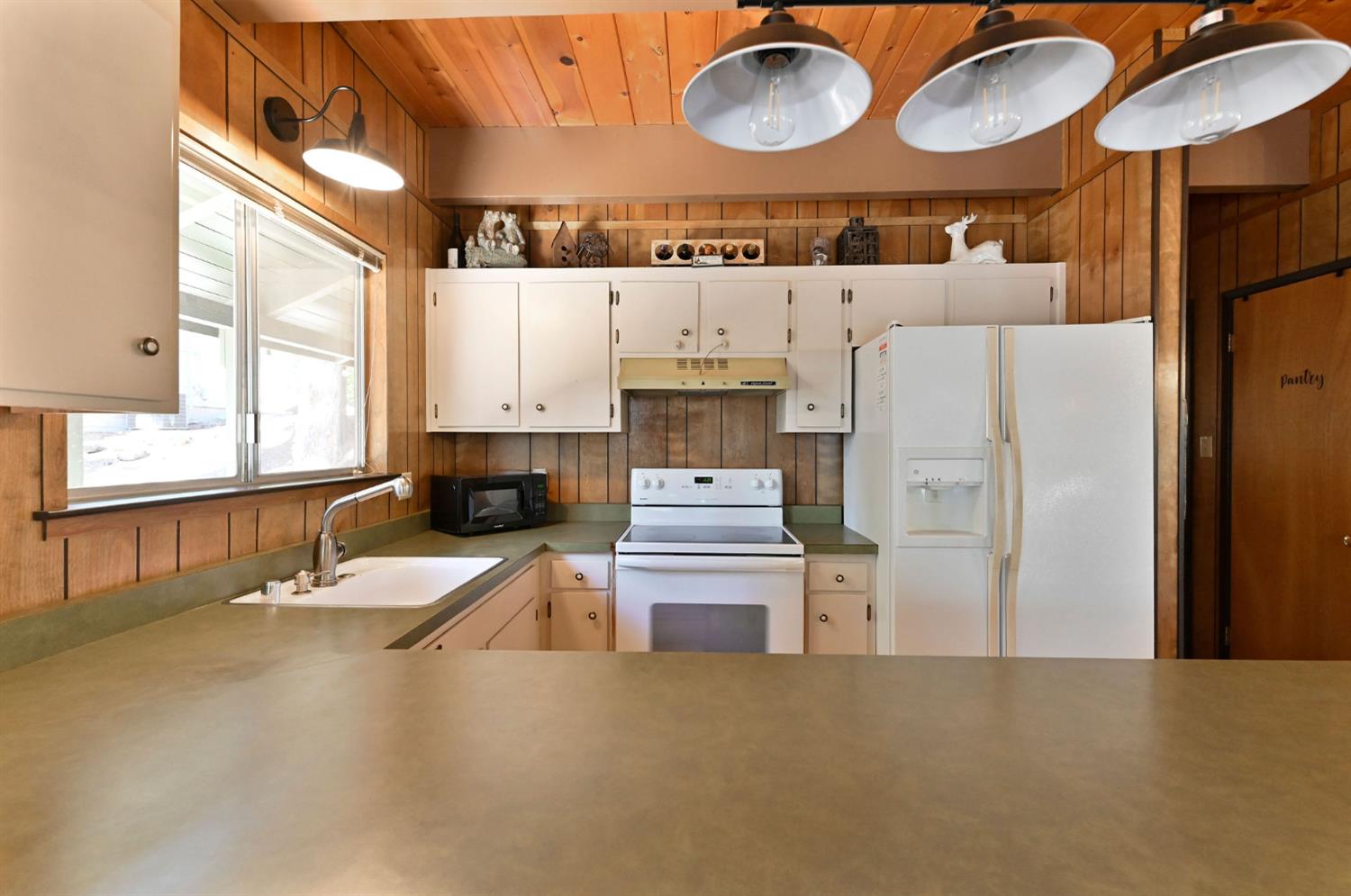 1748 Cypress Point Drive