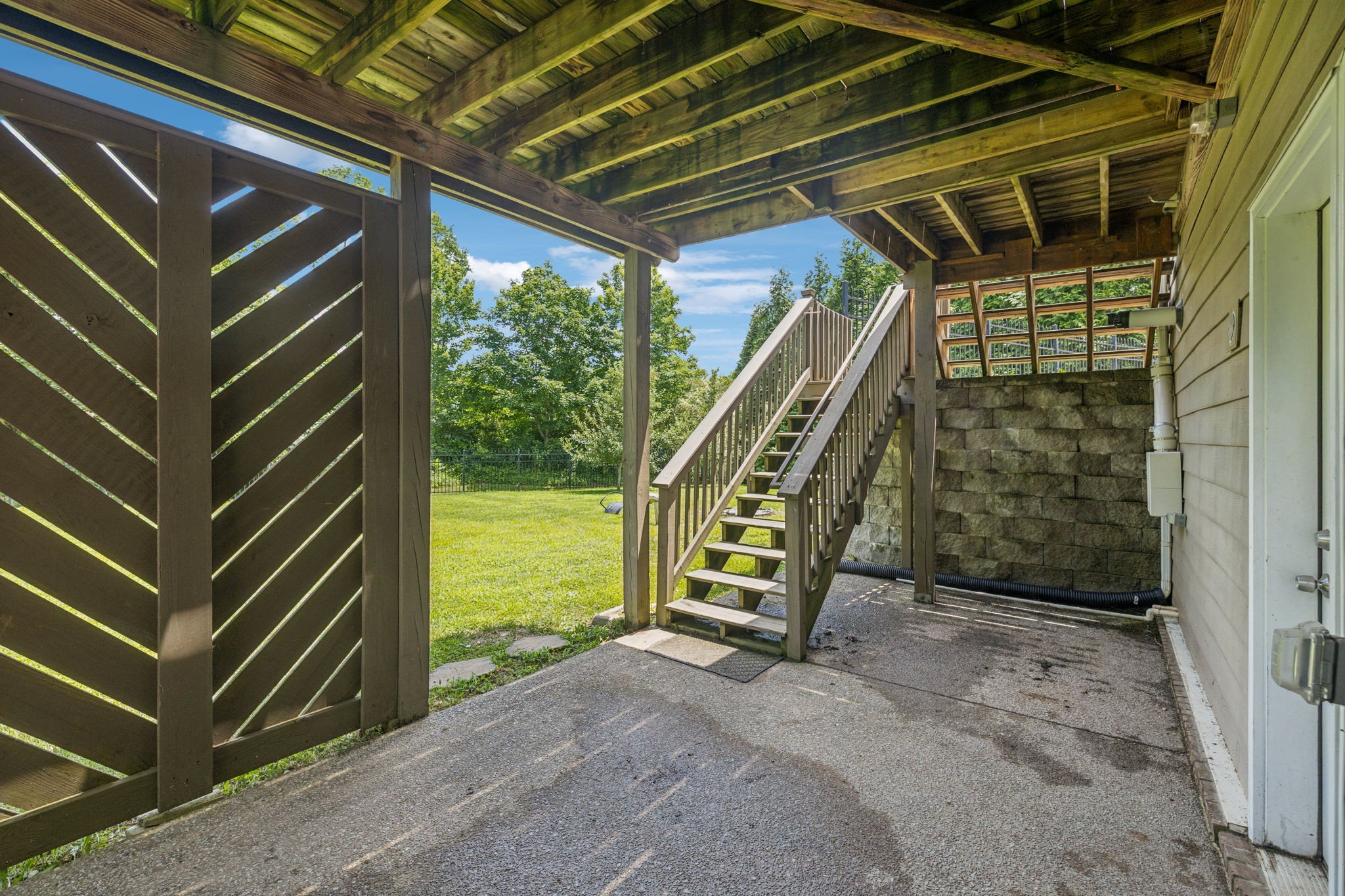 104 Lodge Hall Rd