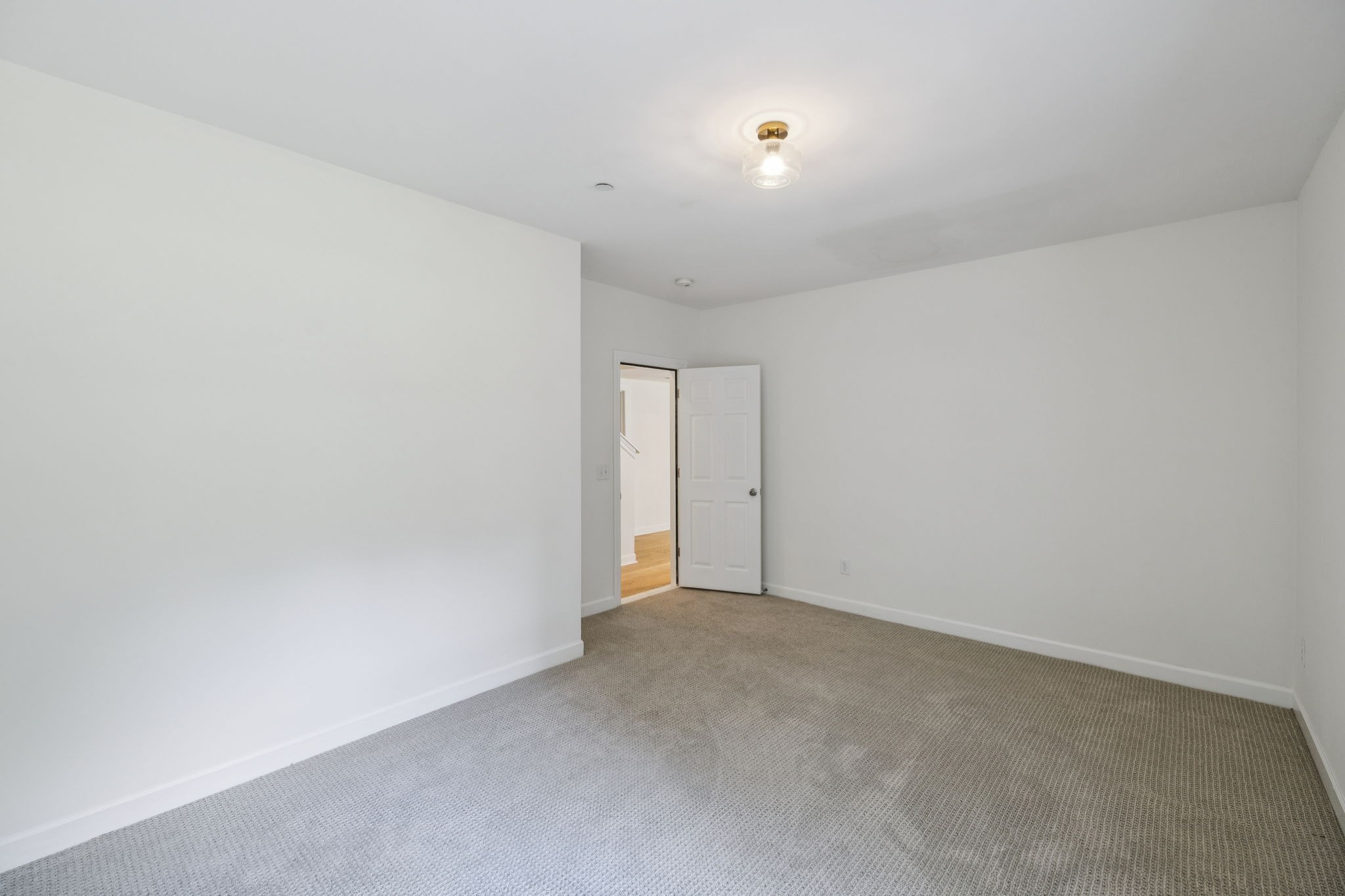 104 Lodge Hall Rd