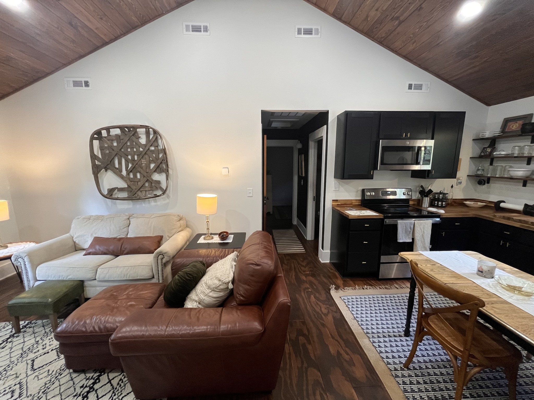 422 Dollar Dr